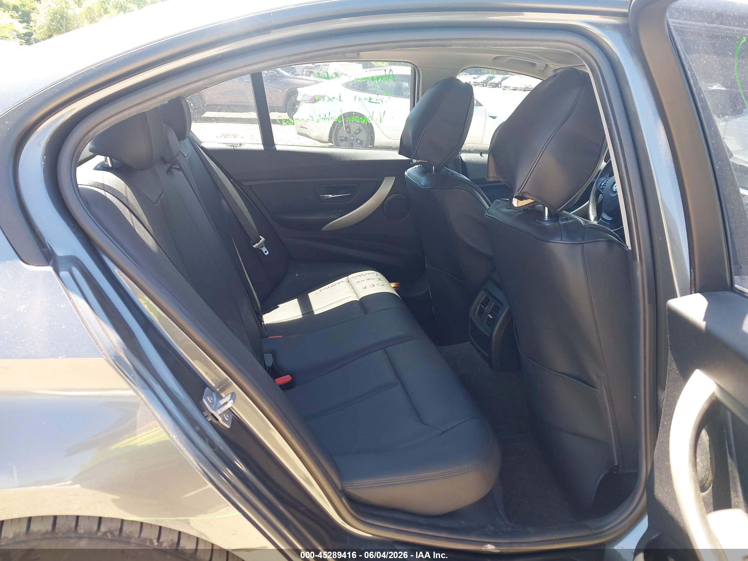 2015 Bmw 320i Xdrive Gray vin: WBA3C3G57FNS73517