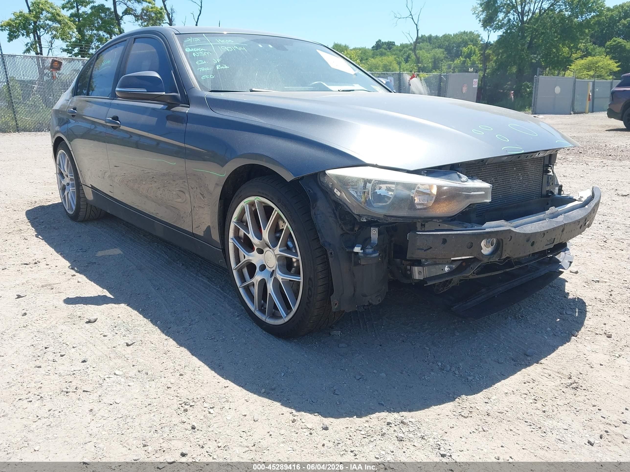 2015 Bmw 320i Xdrive Gray vin: WBA3C3G57FNS73517