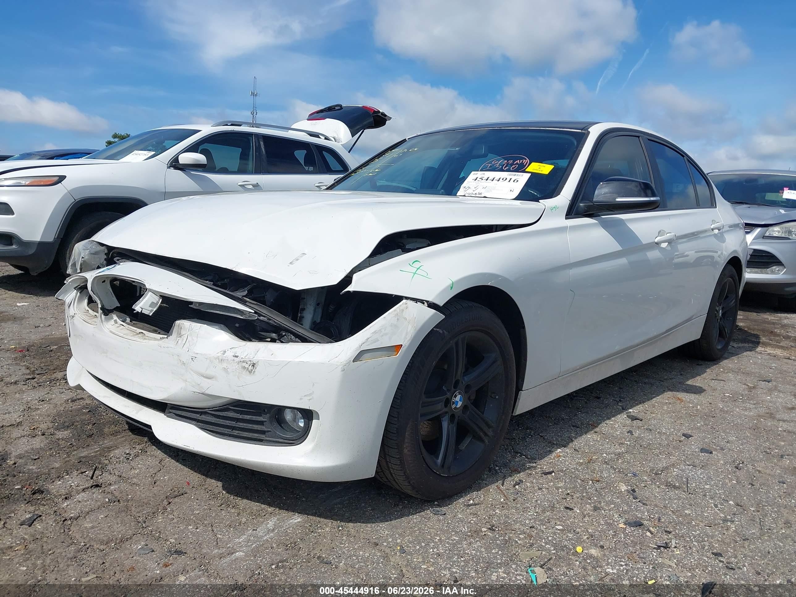 2015 Bmw 320i Xdrive White vin: WBA3C3G57FNT51679