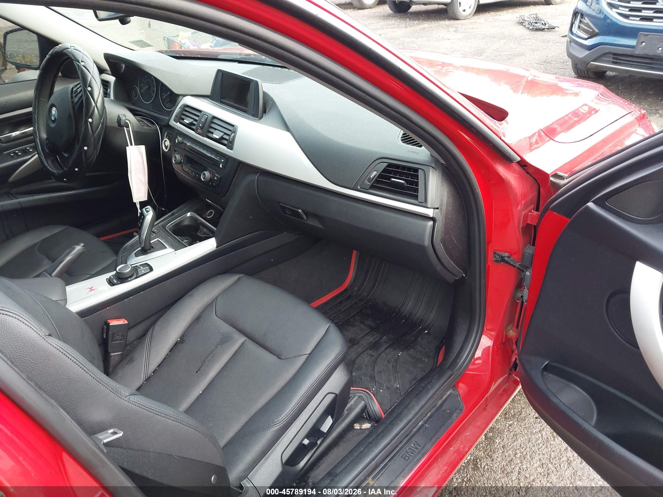 2014 Bmw 320i Xdrive Red vin: WBA3C3G58ENS69331