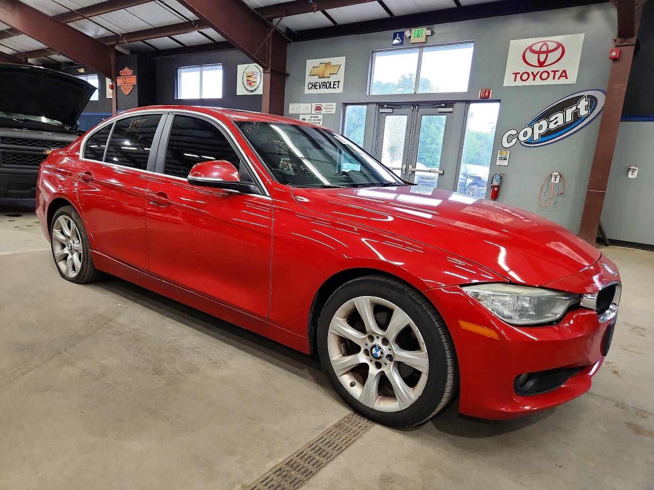 2015 Bmw 320 I Xdrive Red vin: WBA3C3G58FNS73297