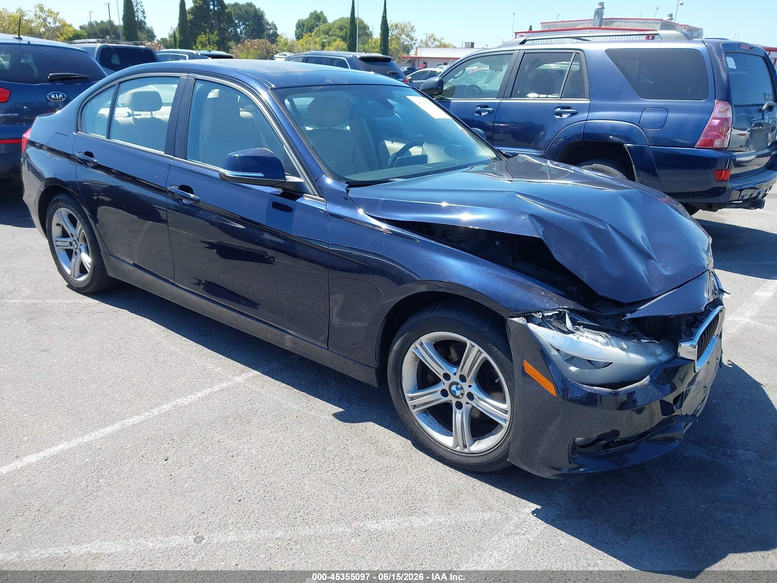 2015 Bmw 320i Xdrive Blue vin: WBA3C3G58FNS73414
