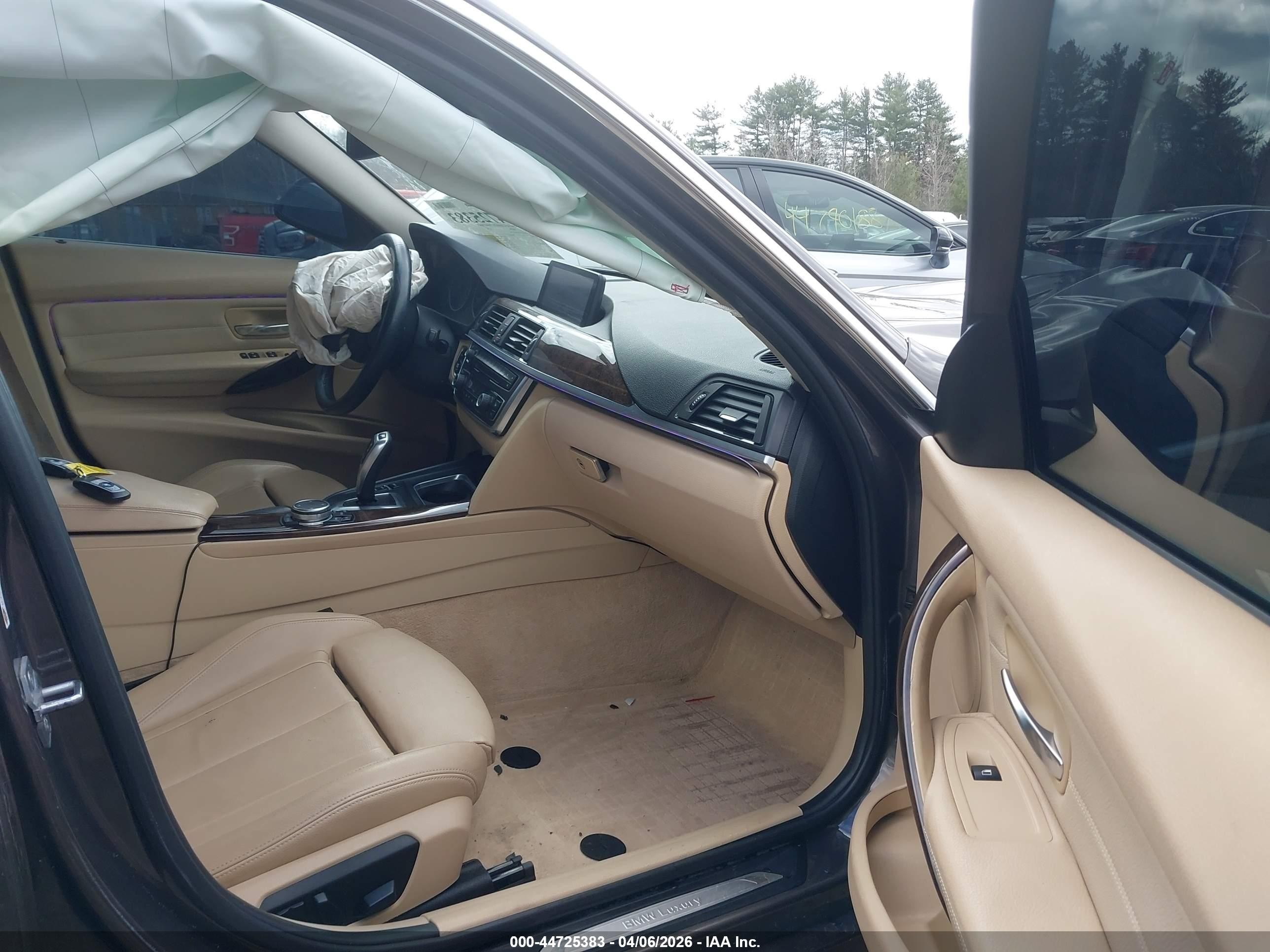 2015 Bmw 320i Xdrive Gray vin: WBA3C3G58FNS75700