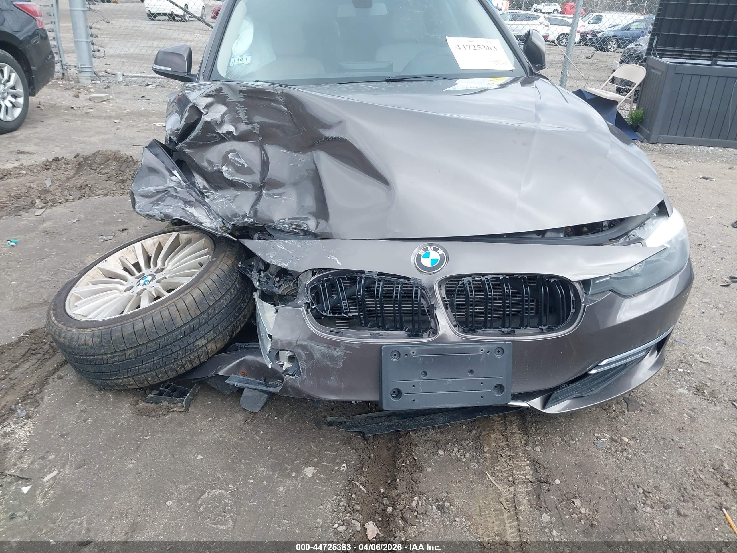 2015 Bmw 320i Xdrive Gray vin: WBA3C3G58FNS75700