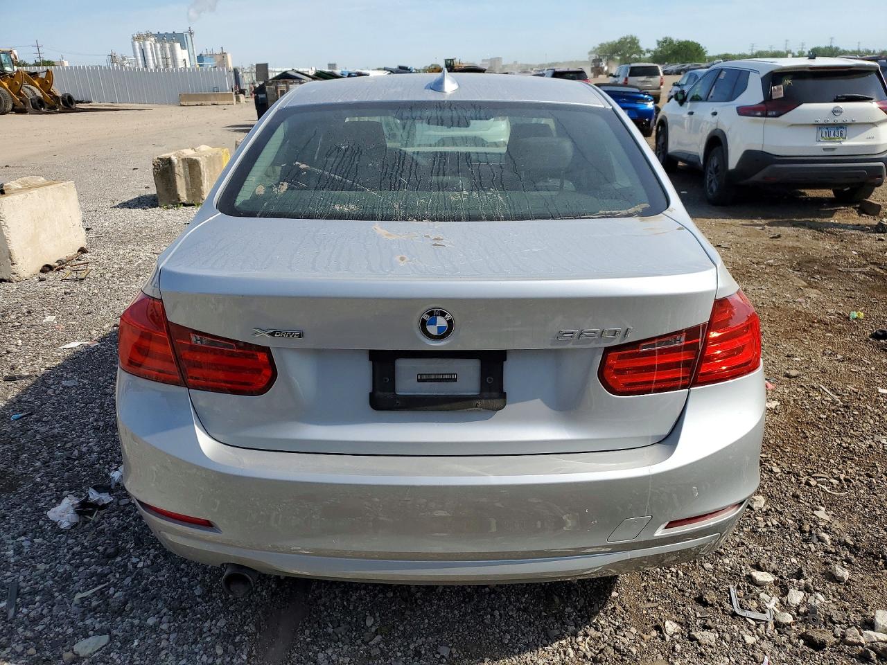 2015 Bmw 320 I Xdrive Silver vin: WBA3C3G59FNS75219
