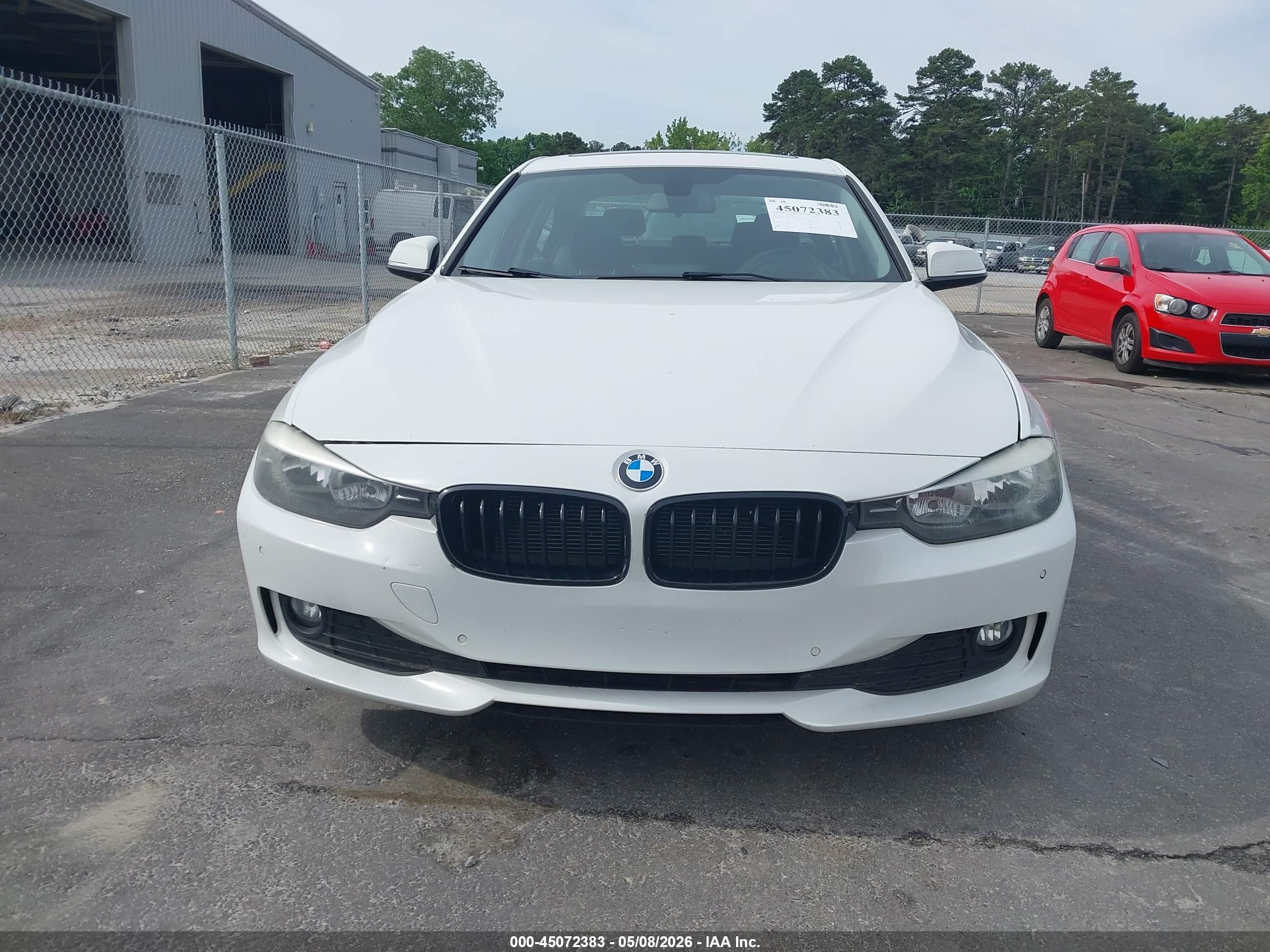 2015 Bmw 320i Xdrive White vin: WBA3C3G59FNT51134