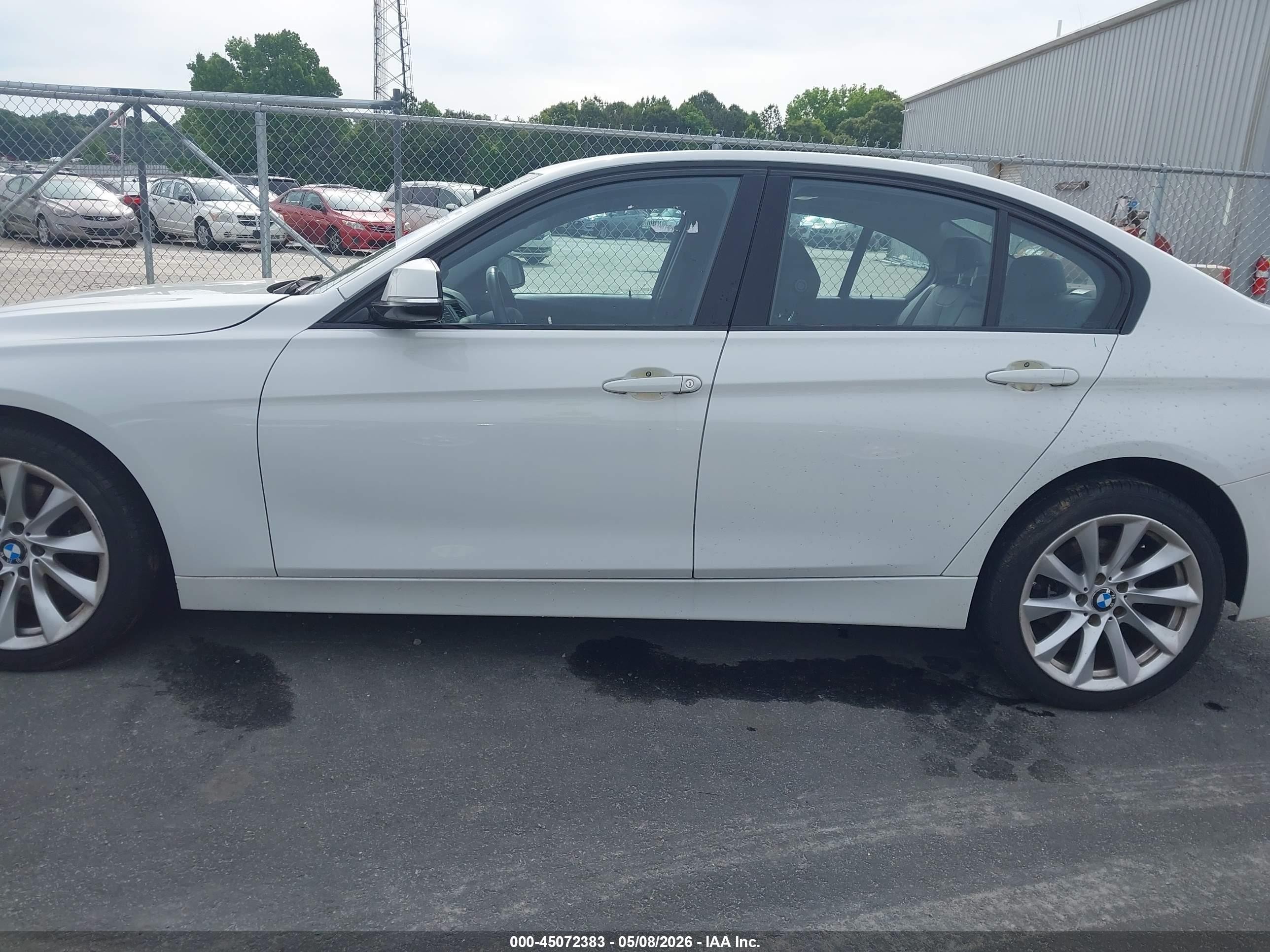 2015 Bmw 320i Xdrive White vin: WBA3C3G59FNT51134