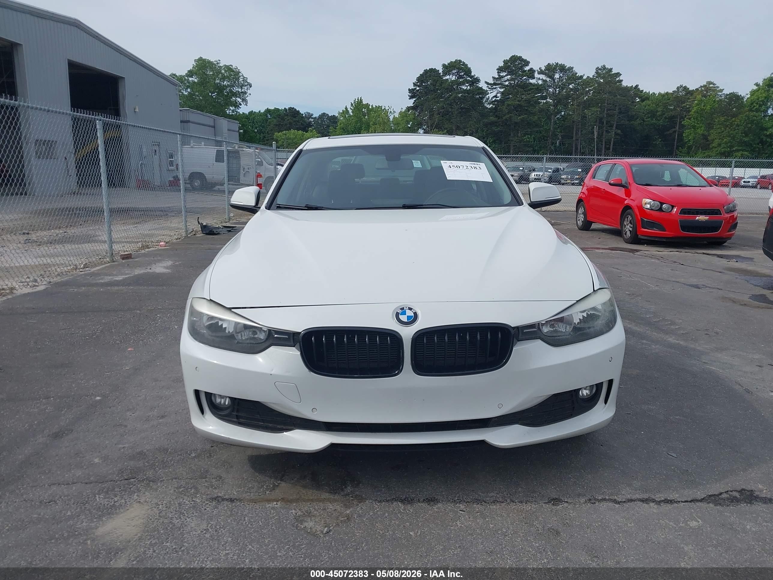 2015 Bmw 320i Xdrive White vin: WBA3C3G59FNT51134