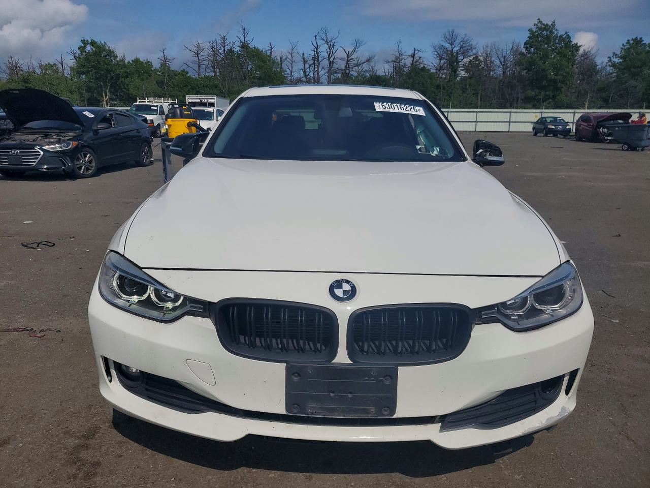 2014 Bmw 320 I Xdrive White vin: WBA3C3G5XENS70626