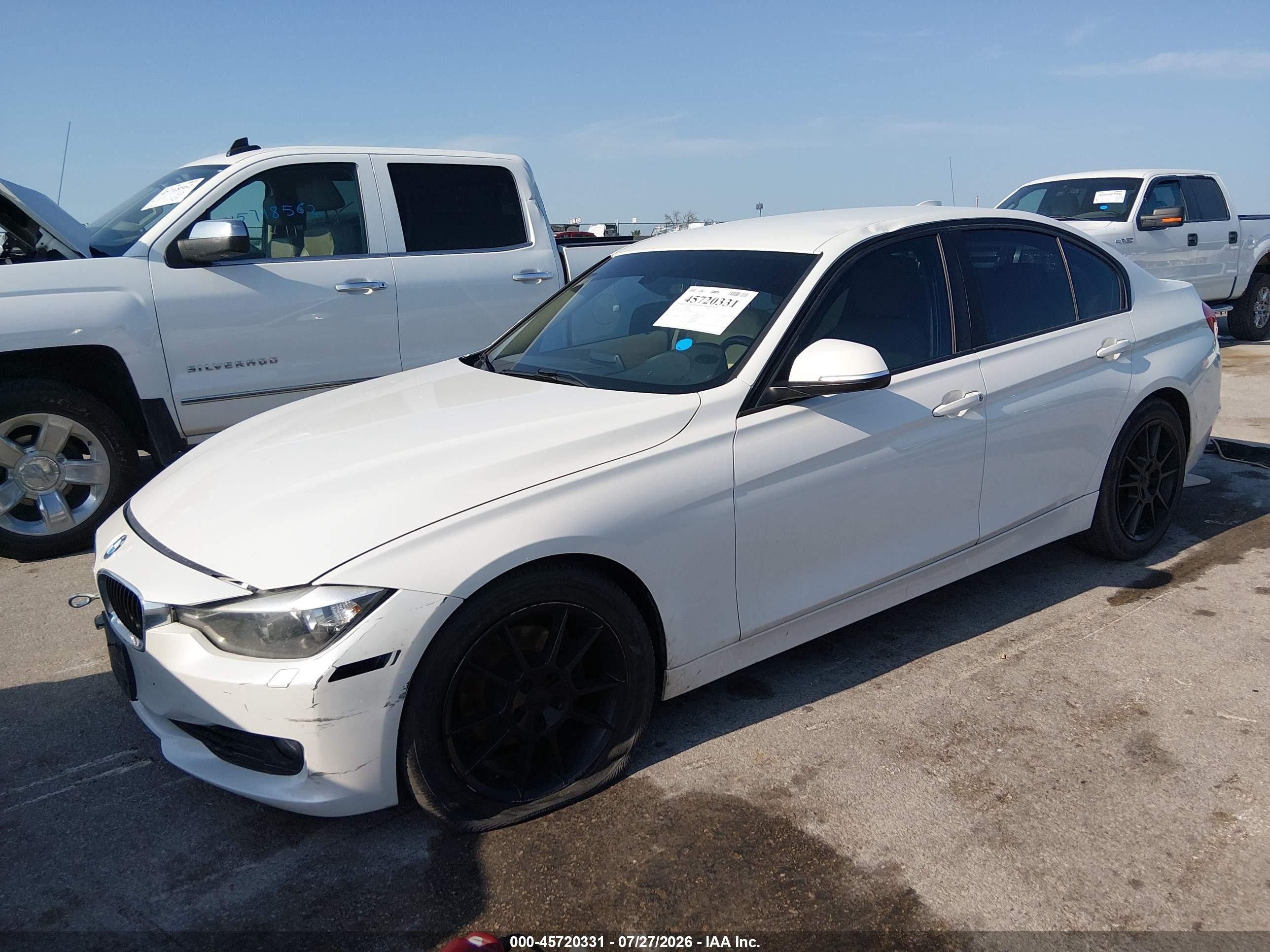2015 Bmw 320i Xdrive White vin: WBA3C3G5XFNS76489