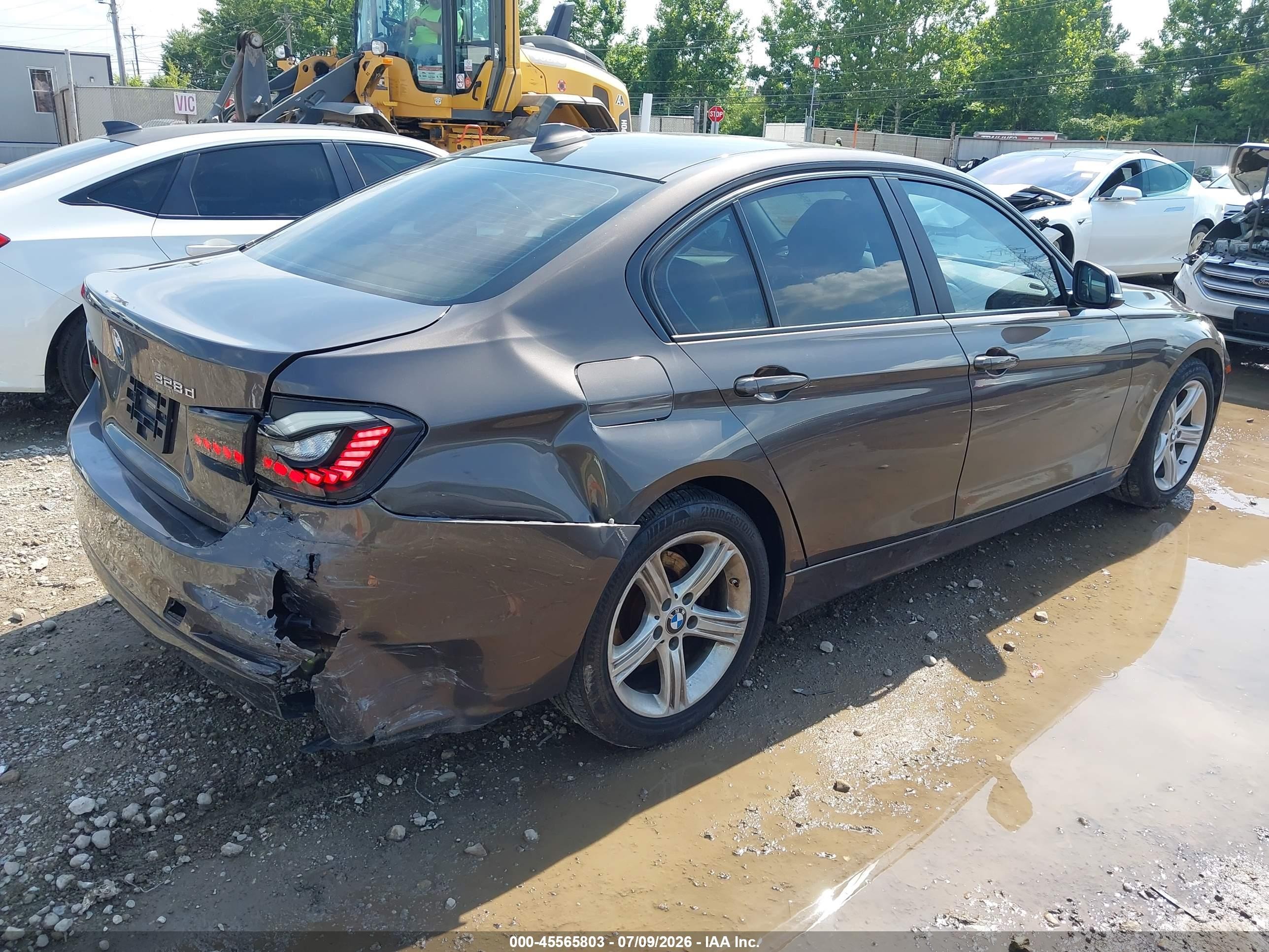 2015 Bmw 328d Серый vin: WBA3D3C58FK158090