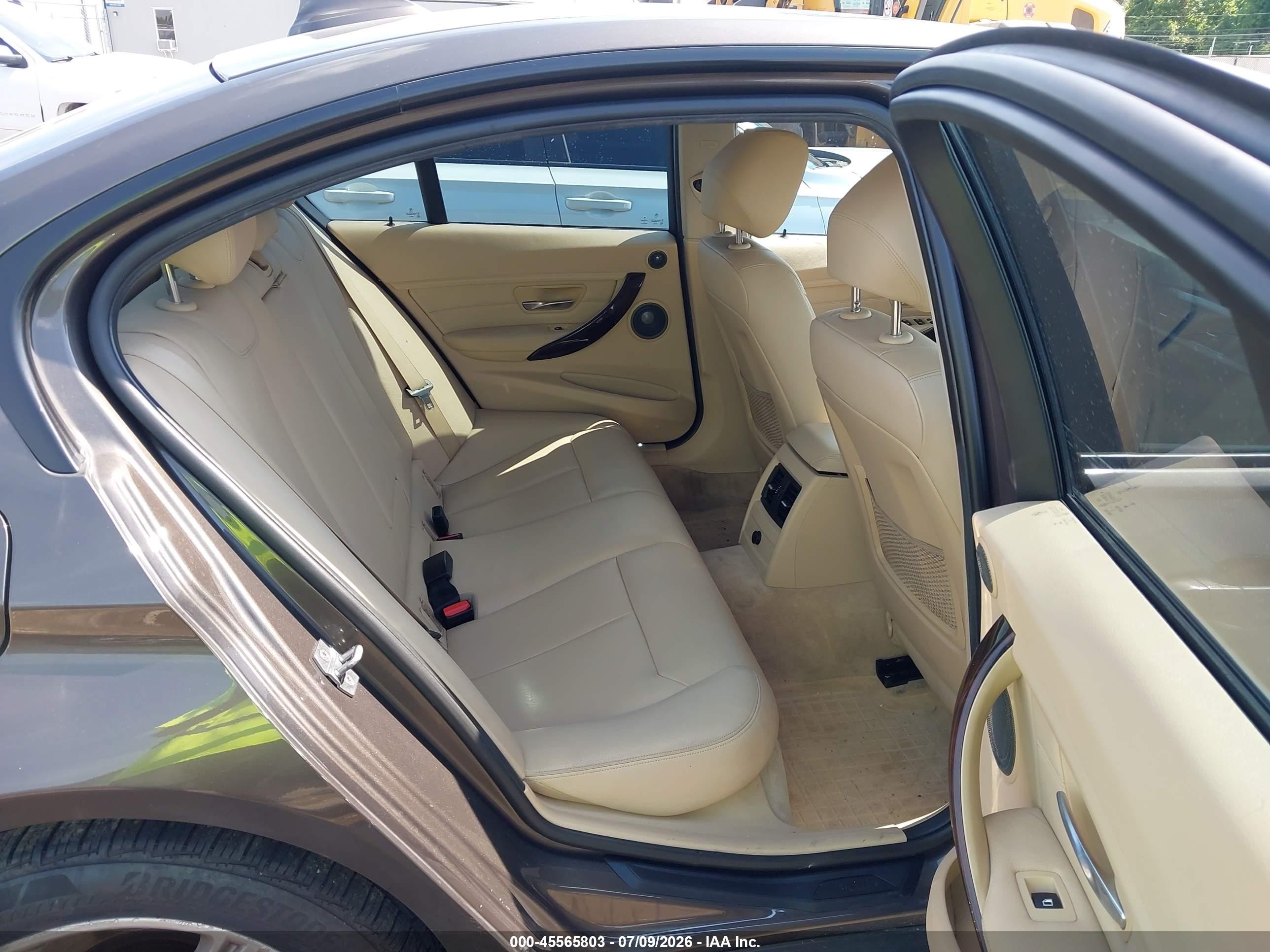 2015 Bmw 328d Серый vin: WBA3D3C58FK158090