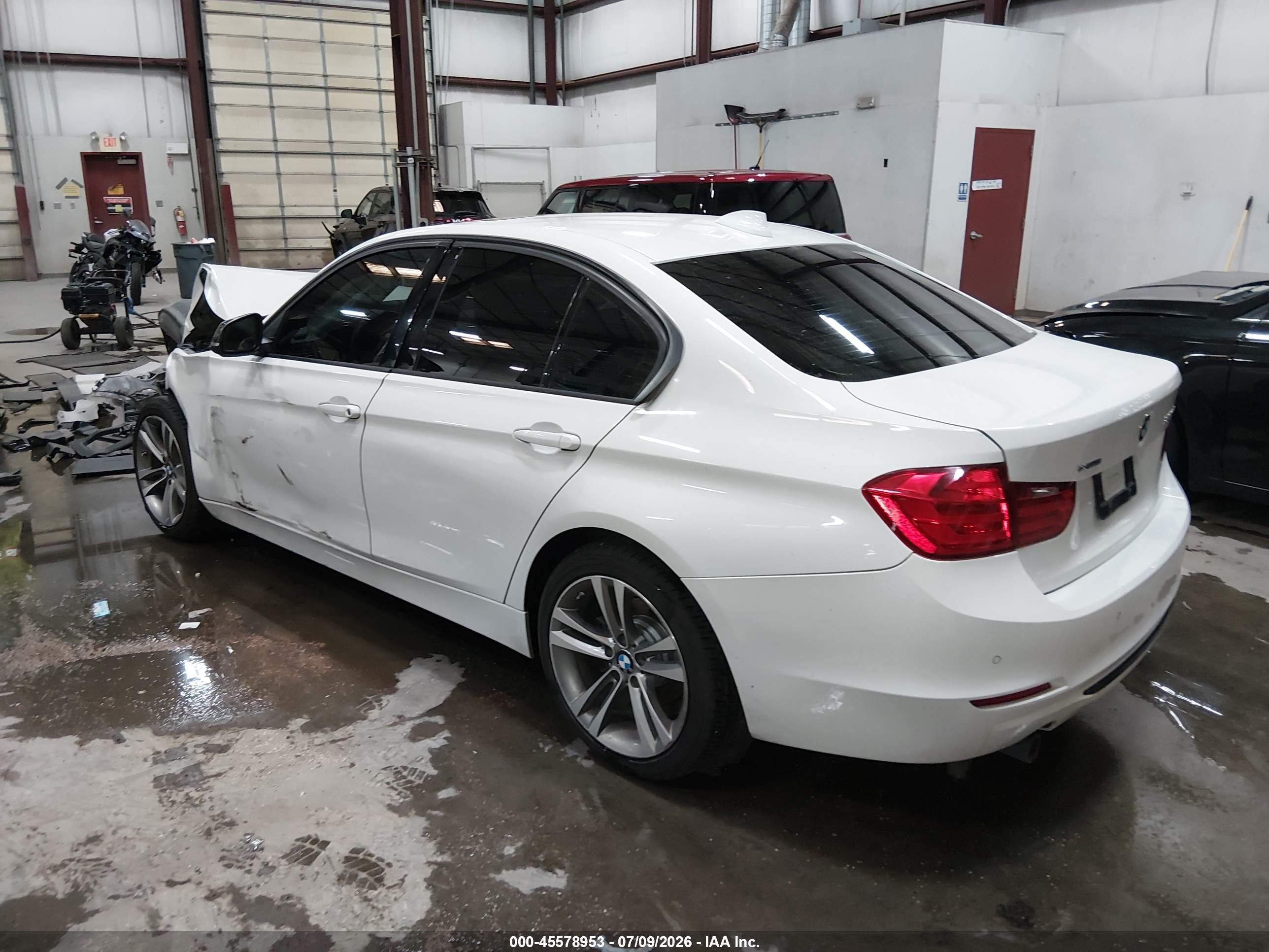 2014 Bmw 328d Xdrive Белый vin: WBA3D5C52EKX97625