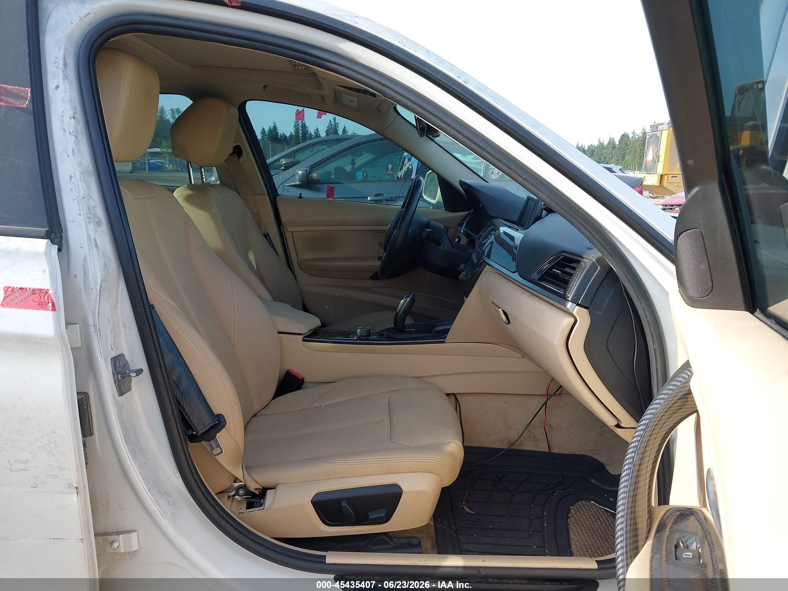 2014 Bmw 328d Xdrive White vin: WBA3D5C54EKX95908