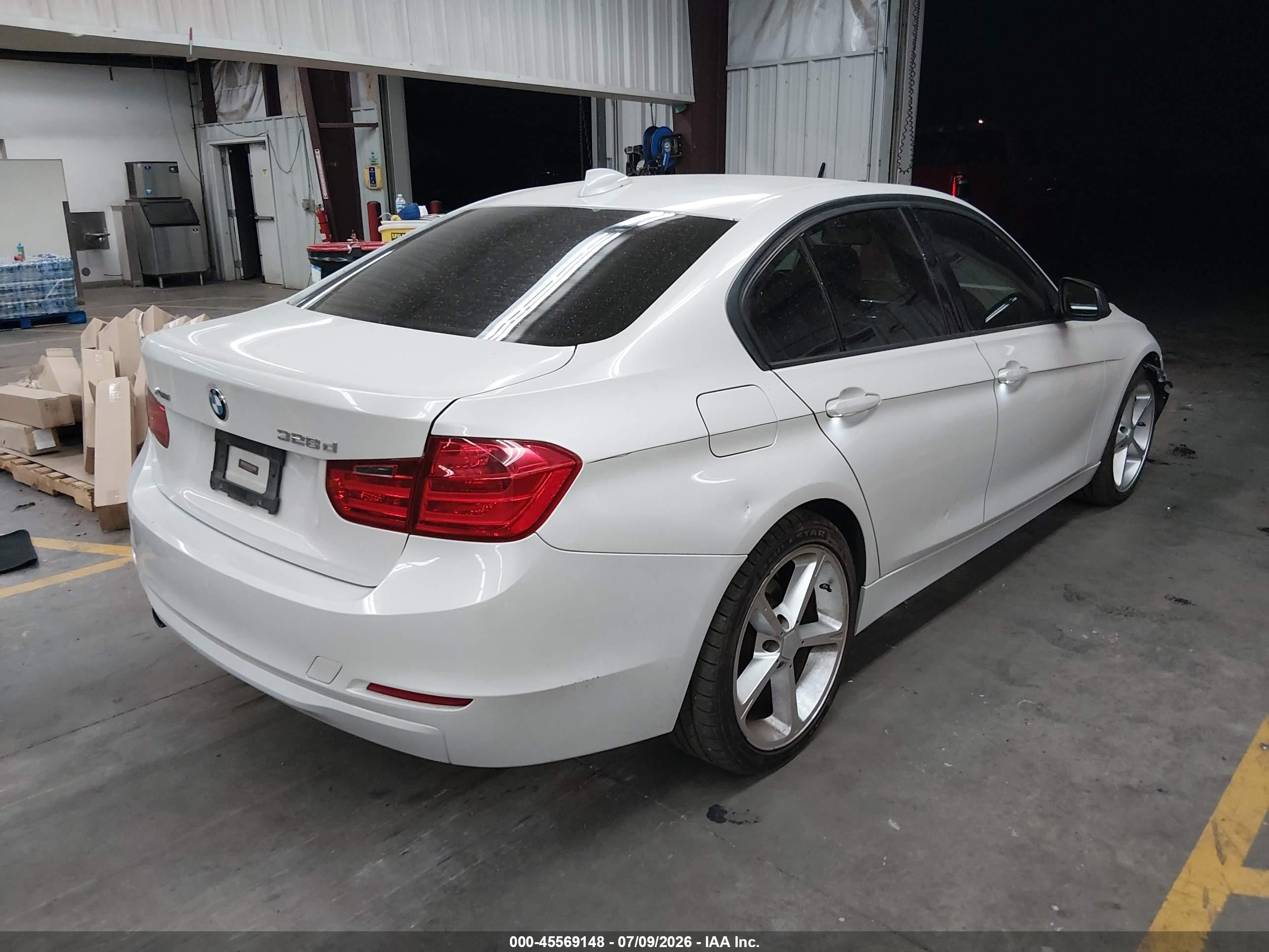 2014 Bmw 328d Xdrive Cream vin: WBA3D5C59EKX98447