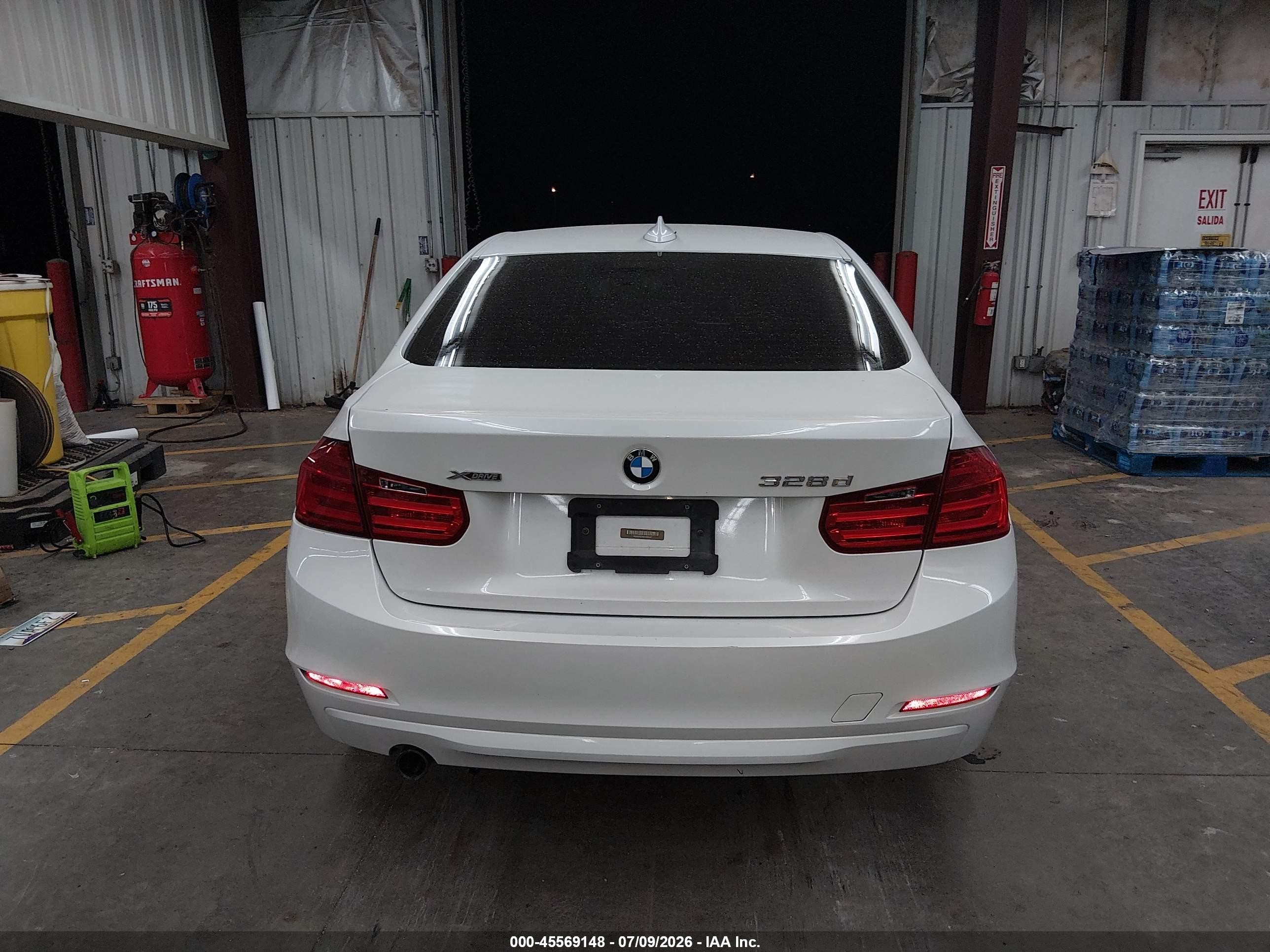 2014 Bmw 328d Xdrive Cream vin: WBA3D5C59EKX98447