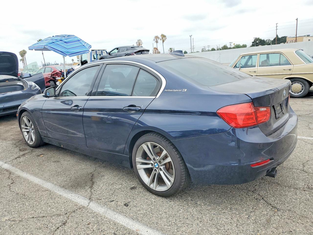 2013 Bmw Activehybrid 3 Blue vin: WBA3F9C50DF484159