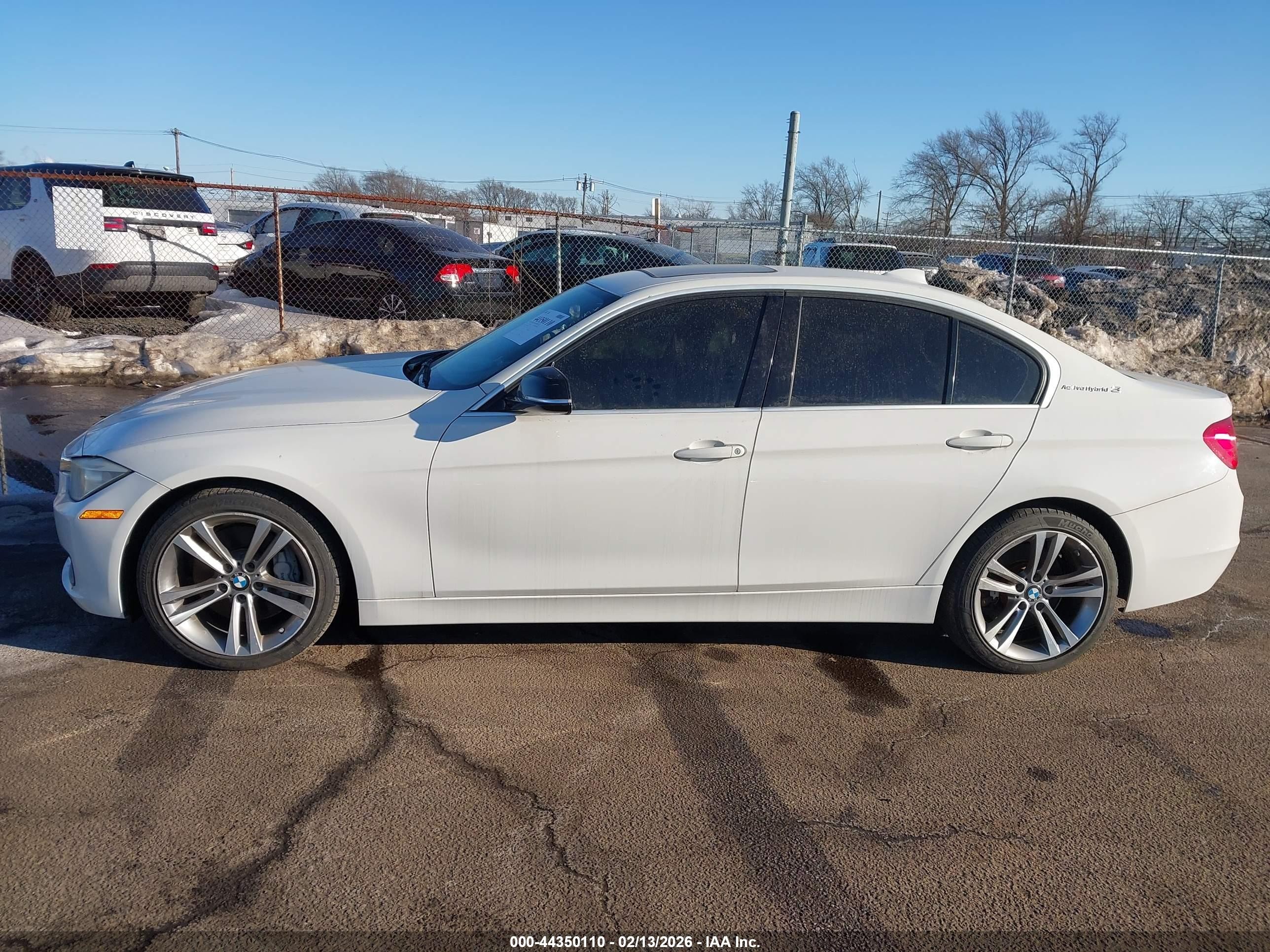 2014 Bmw Activehybrid 3   White vin: WBA3F9C56EF484555