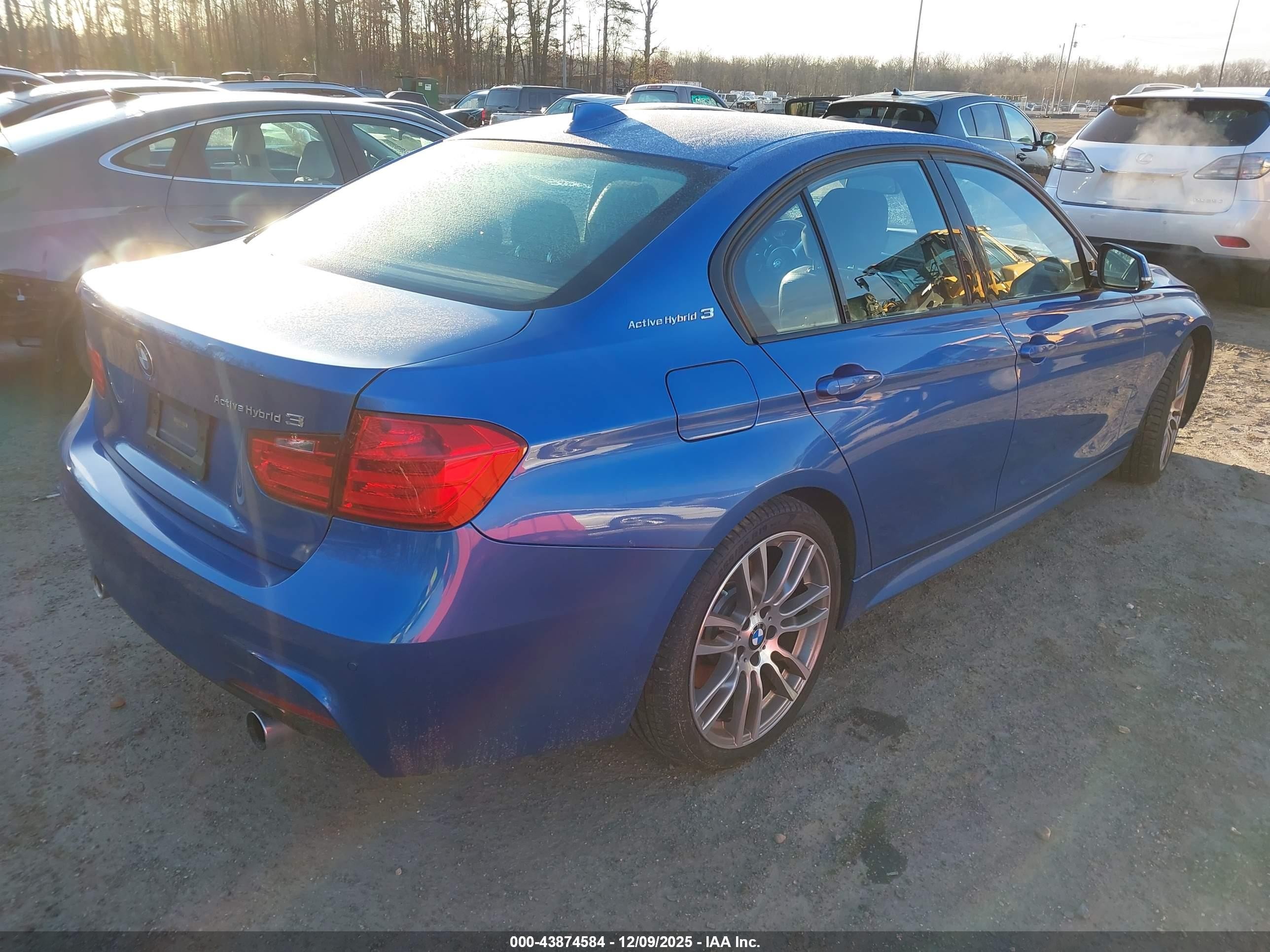 2014 Bmw Activehybrid 3   Blue vin: WBA3F9C58EF484508
