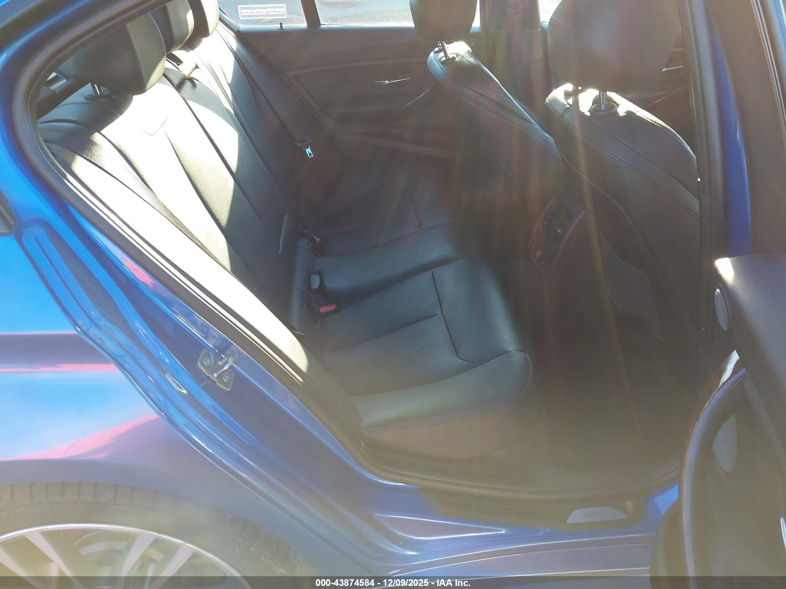 2014 Bmw Activehybrid 3   Blue vin: WBA3F9C58EF484508