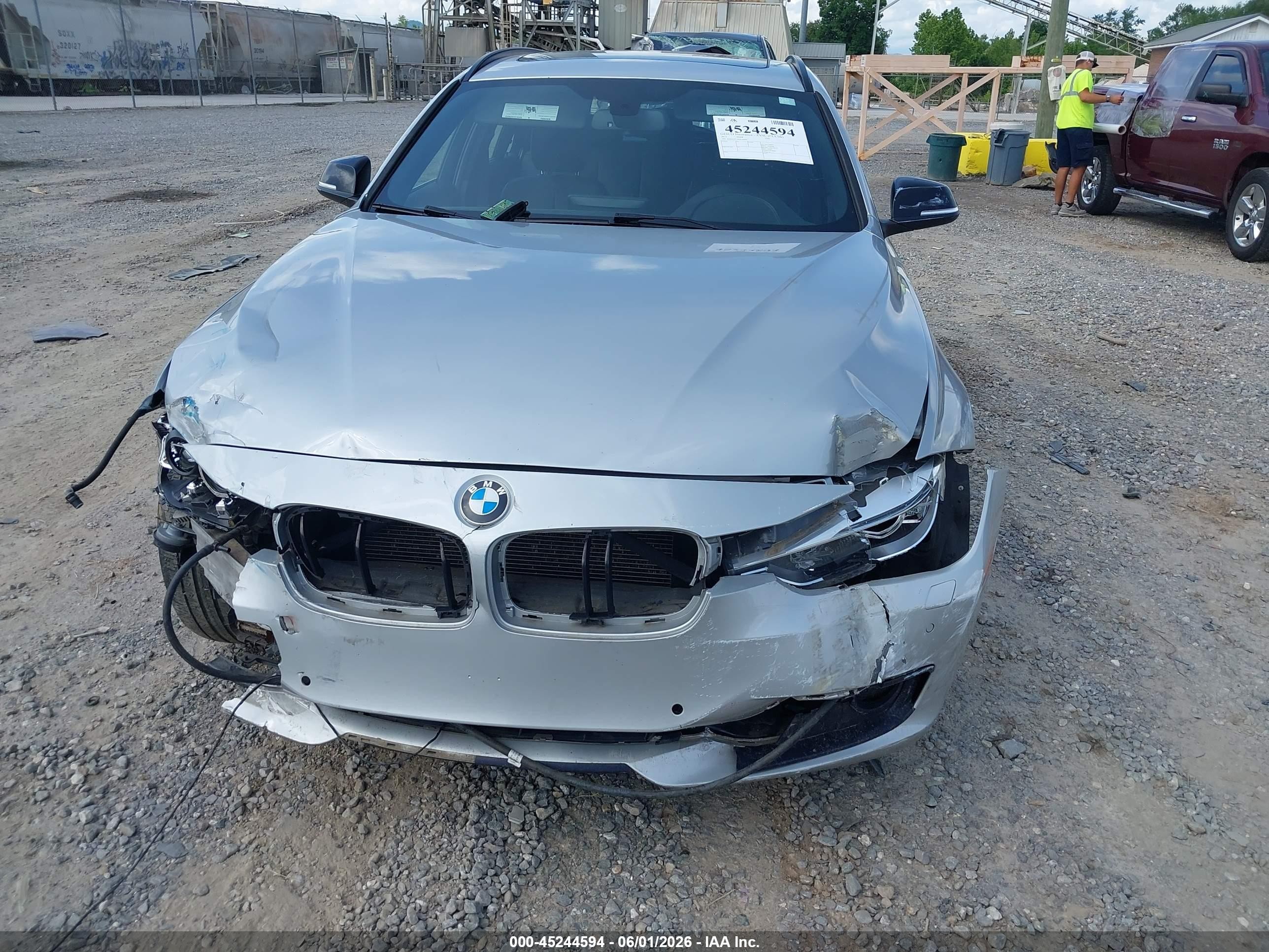 2015 Bmw 328i Xdrive Silver vin: WBA3G7C50FK296964