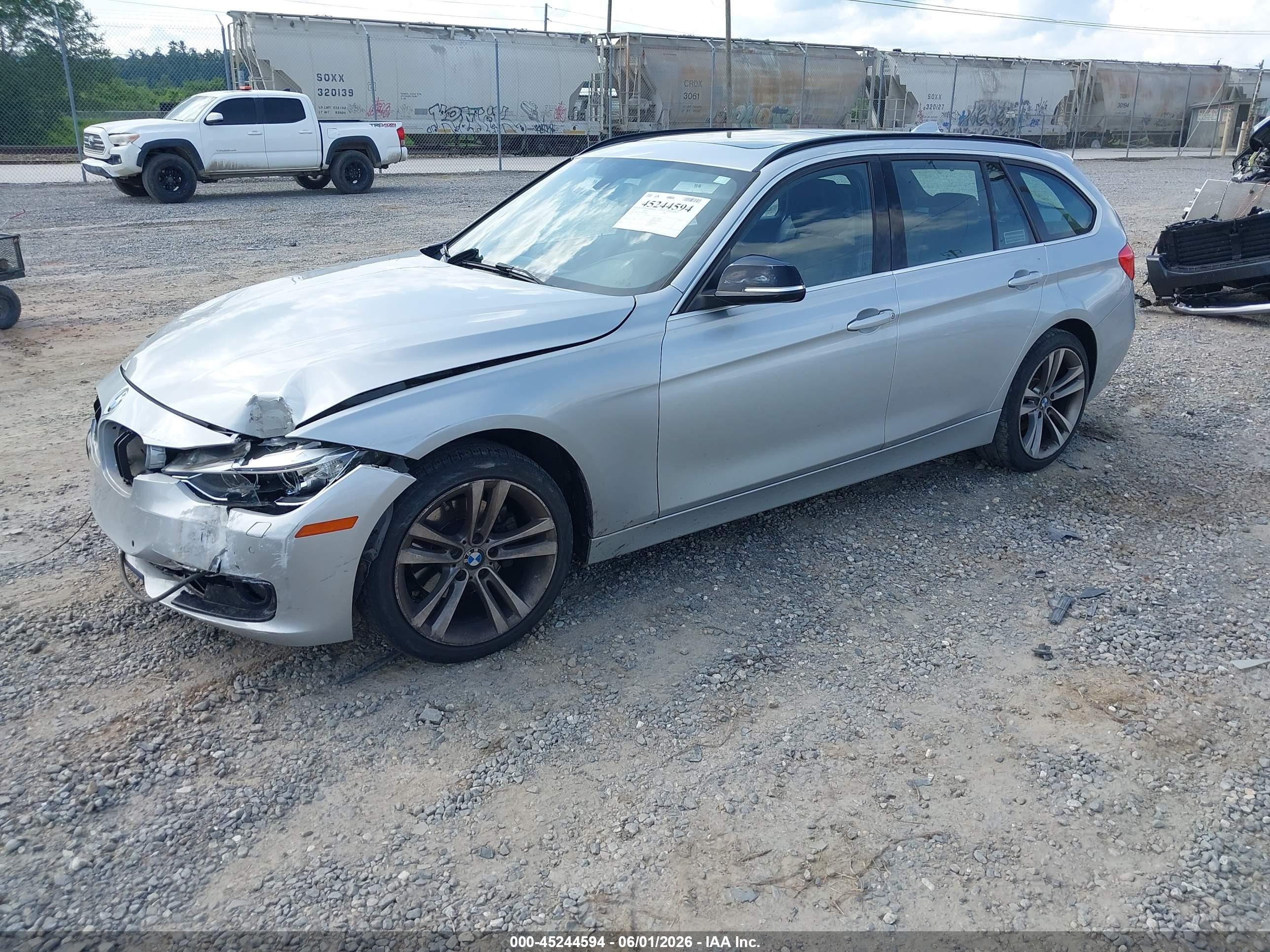 2015 Bmw 328i Xdrive Silver vin: WBA3G7C50FK296964
