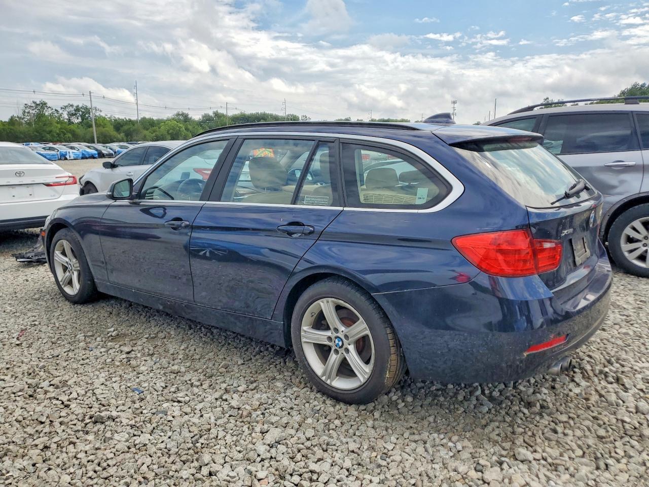 2015 Bmw 328 Xi Синий vin: WBA3G7C50FK480608