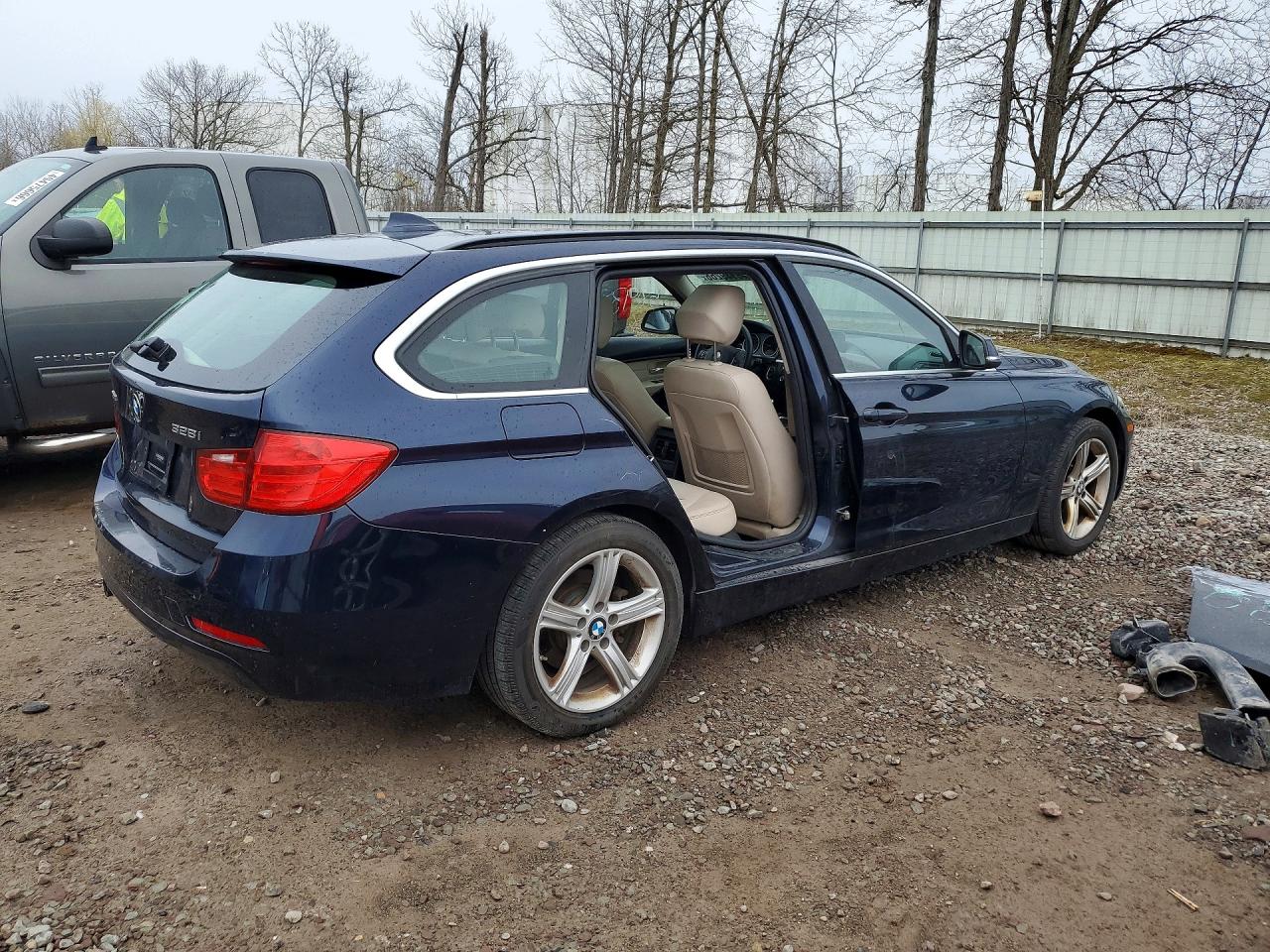 2015 Bmw 328 Xi Blue vin: WBA3G7C53FK297221