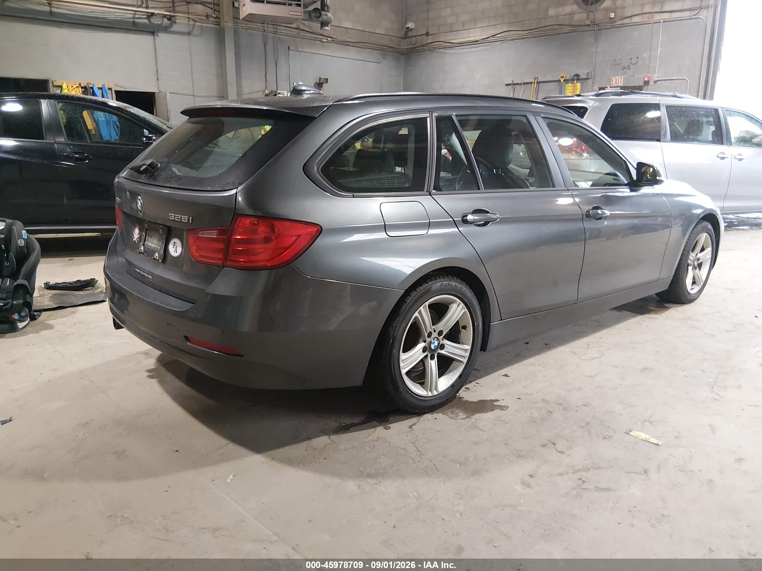 2014 Bmw 328i Xdrive Gray vin: WBA3G7C59EKN37273