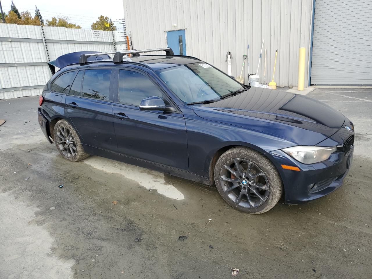 2014 Bmw Motorrad 328 D Xdrive Blue vin: WBA3K5C51EK300330