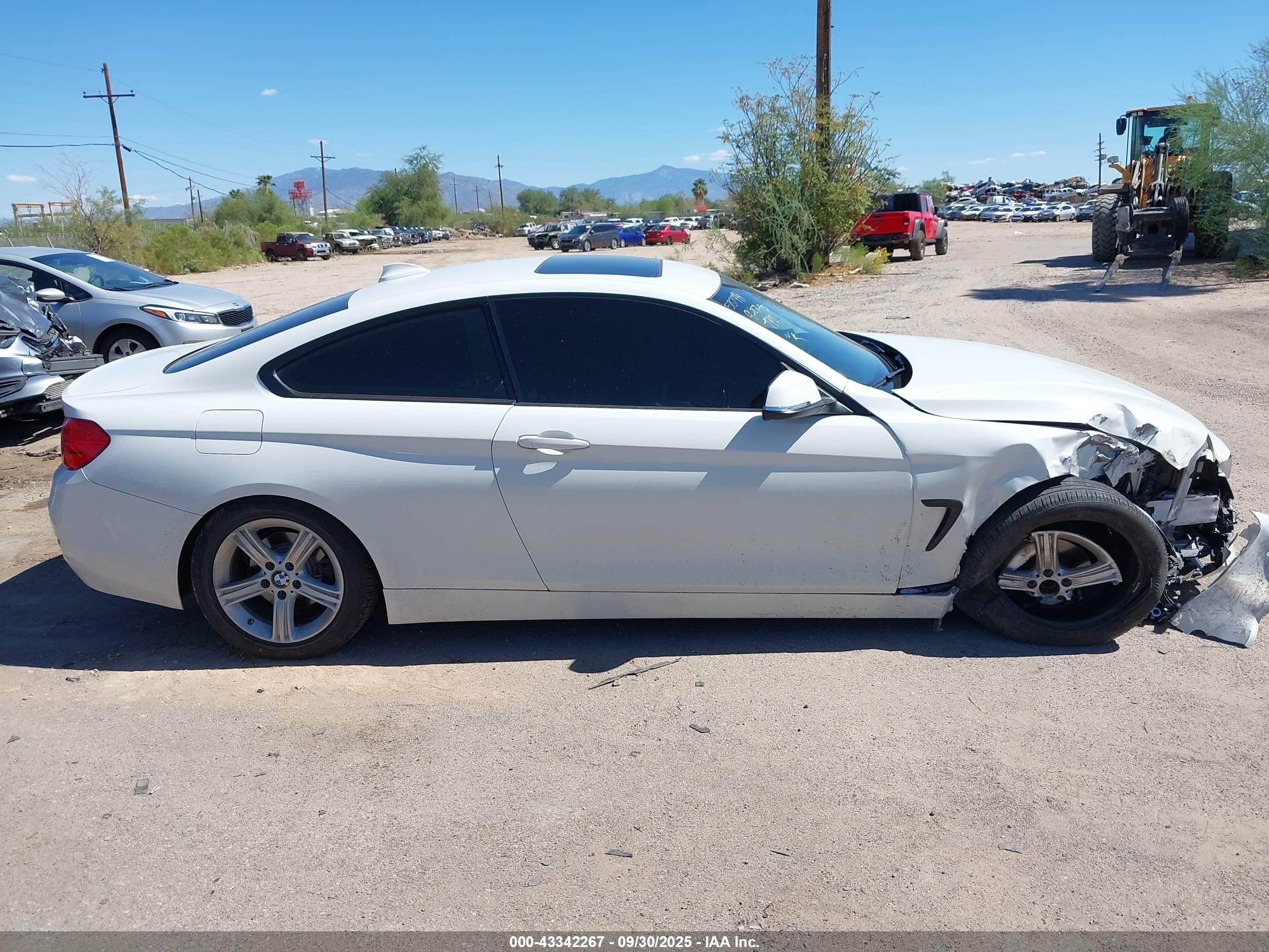 2014 Bmw 428i   White vin: WBA3N7C59EF718811