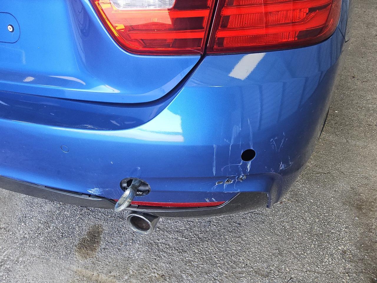 2014 Bmw 435 I Blue vin: WBA3R1C56EF729377 Damage: Rear Bumper, Scraped, 11 To 12 Inches