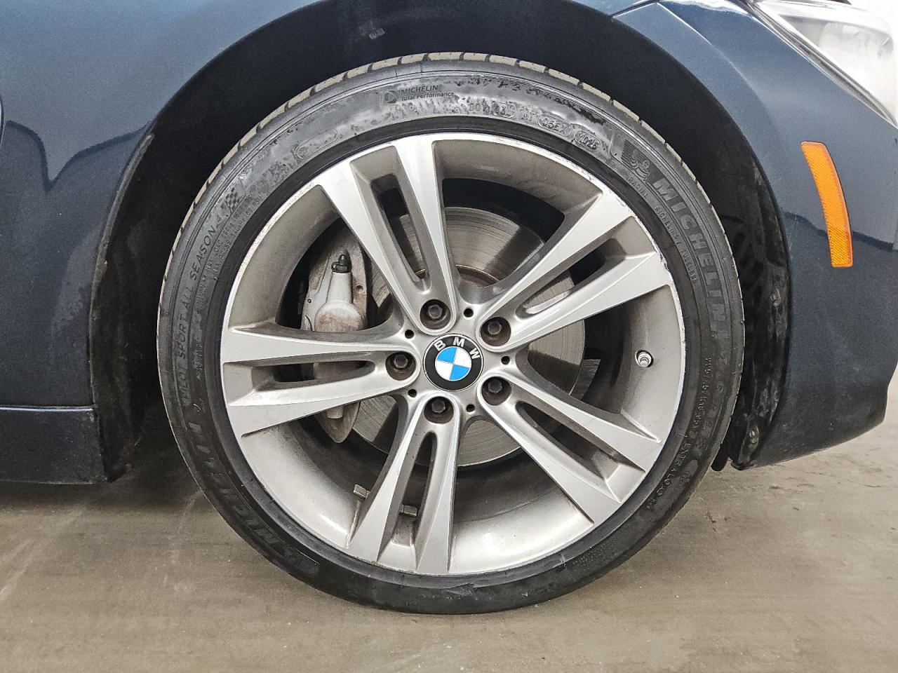 2015 Bmw 435 Xi Blue vin: WBA3T7C50F5A36822 Damage: Right Front Wheel, Curb Rash, 4 To 5 Inches
