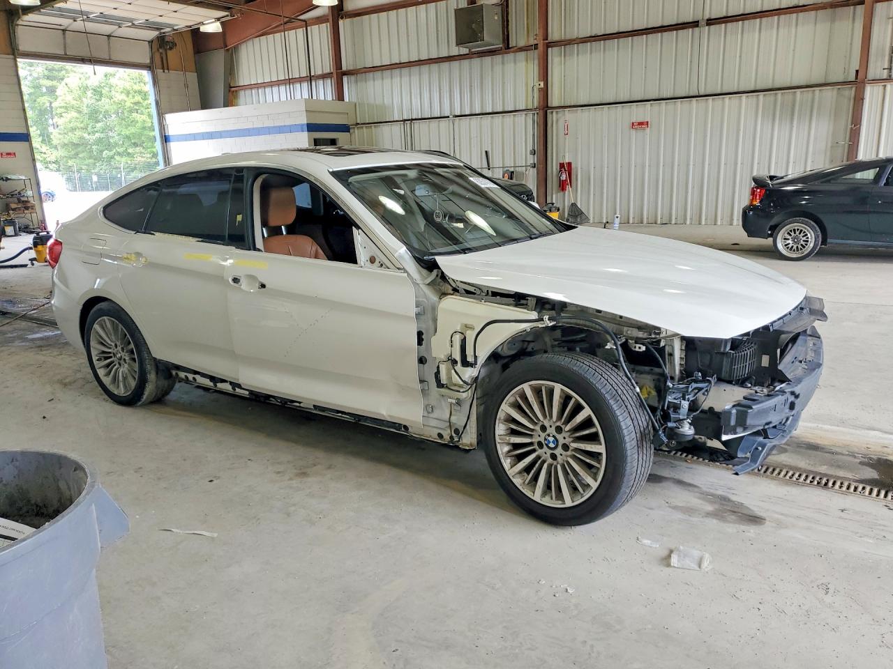 2015 Bmw 328 Xigt White vin: WBA3X5C51FD560945