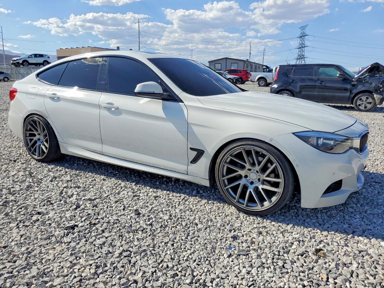 2015 Bmw 328 Xigt White vin: WBA3X5C51FD561058