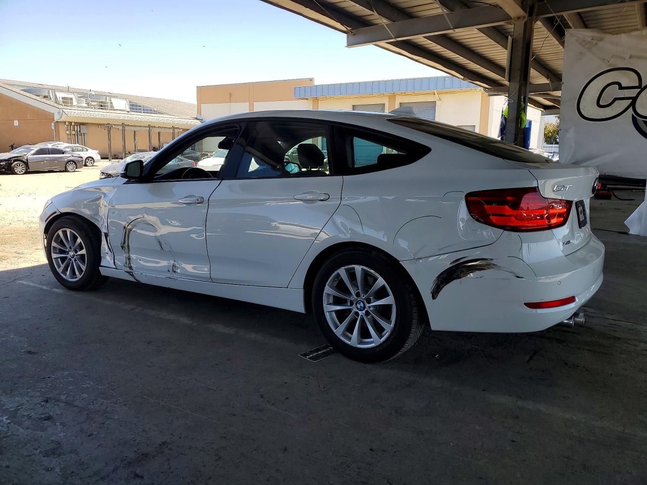 2015 Bmw 328 Xigt White vin: WBA3X5C55FD562231