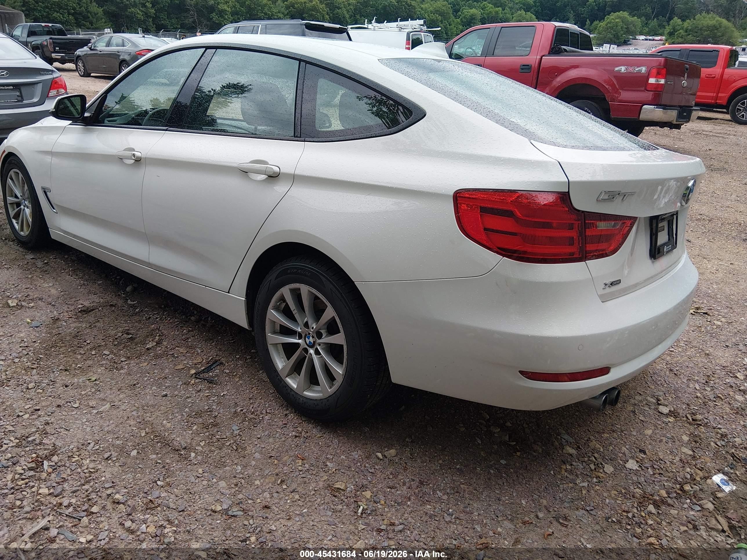 2014 Bmw 328i Gran Turismo Xdrive White vin: WBA3X5C56ED242902
