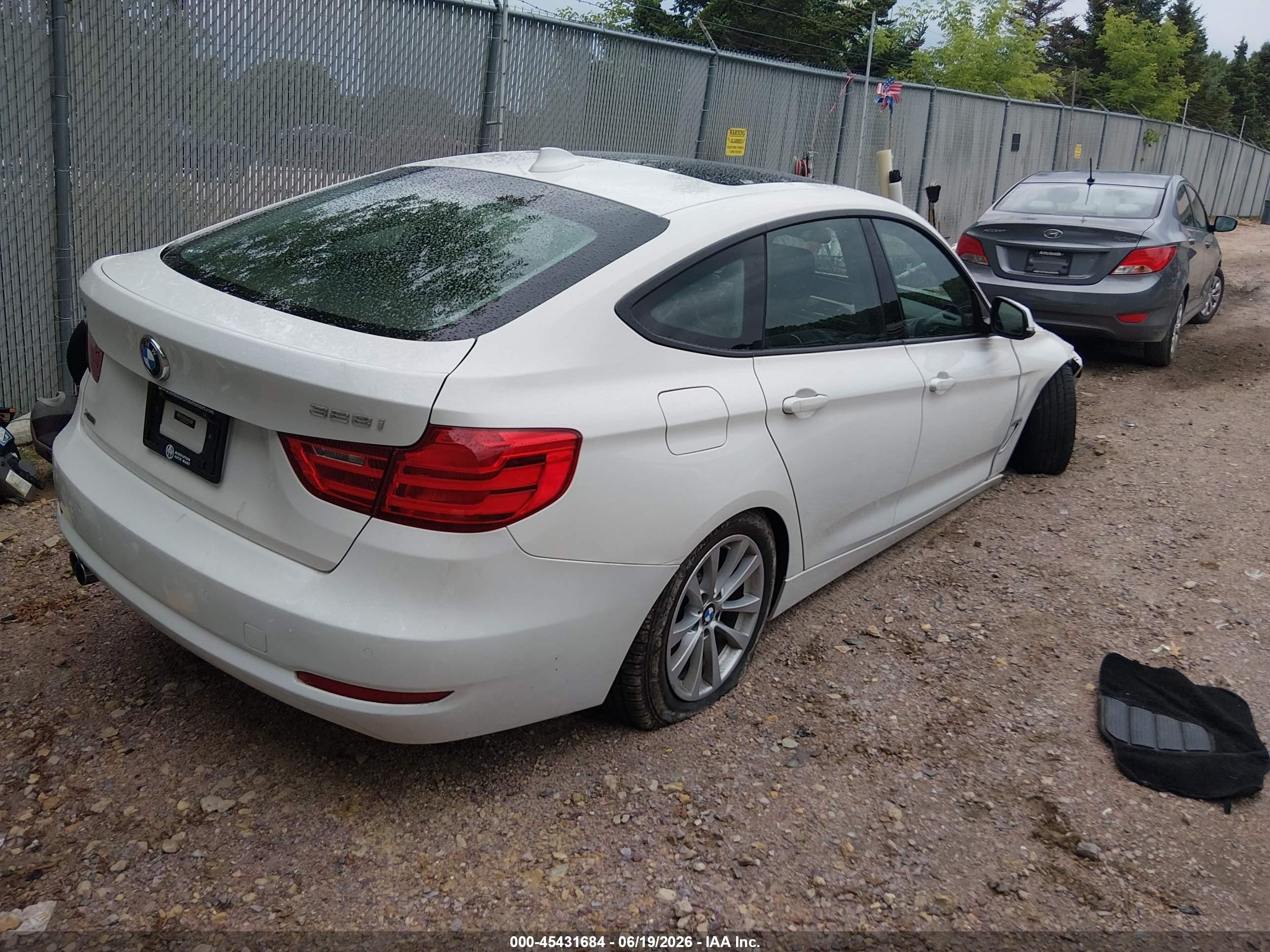 2014 Bmw 328i Gran Turismo Xdrive White vin: WBA3X5C56ED242902