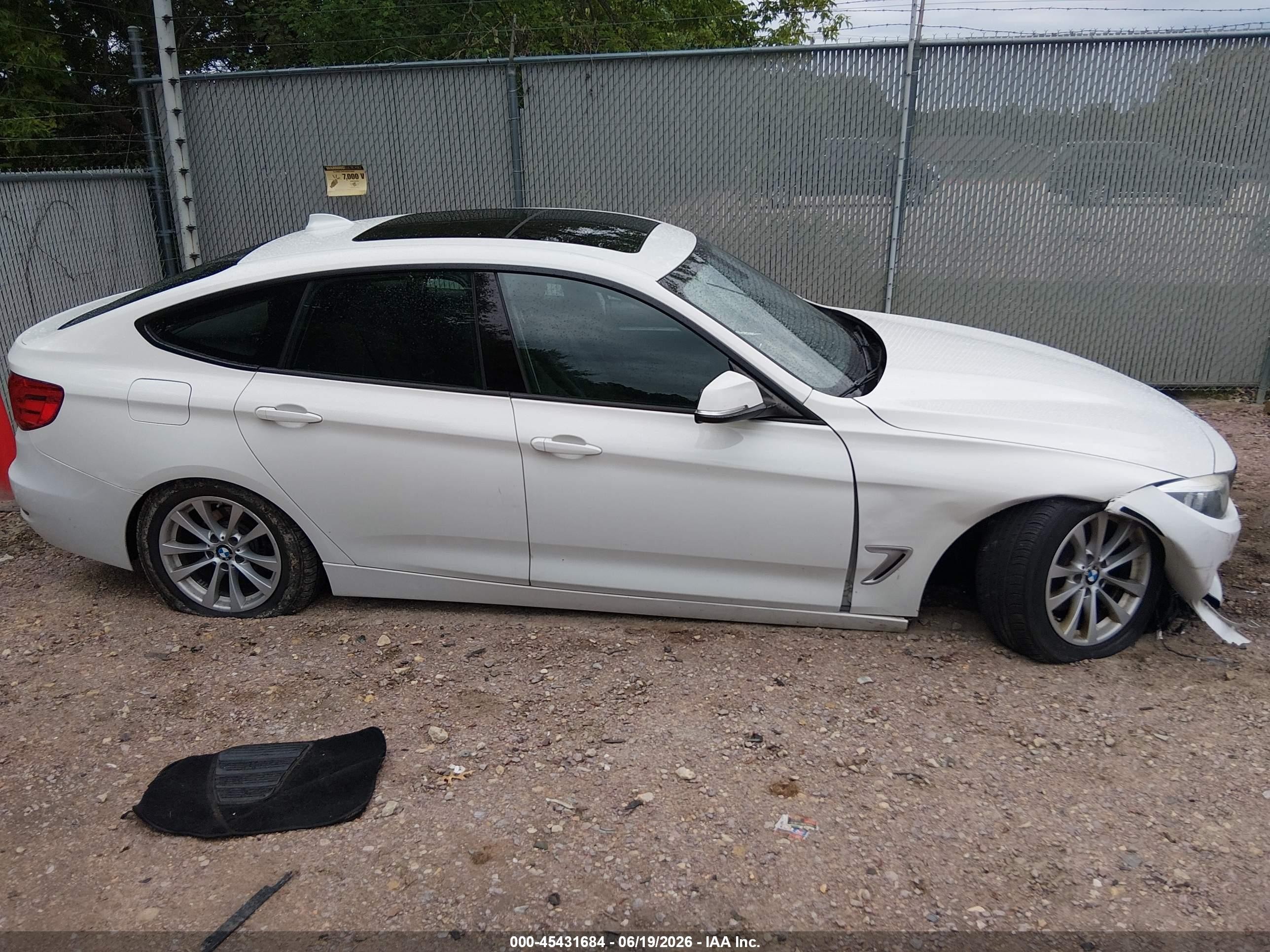 2014 Bmw 328i Gran Turismo Xdrive White vin: WBA3X5C56ED242902