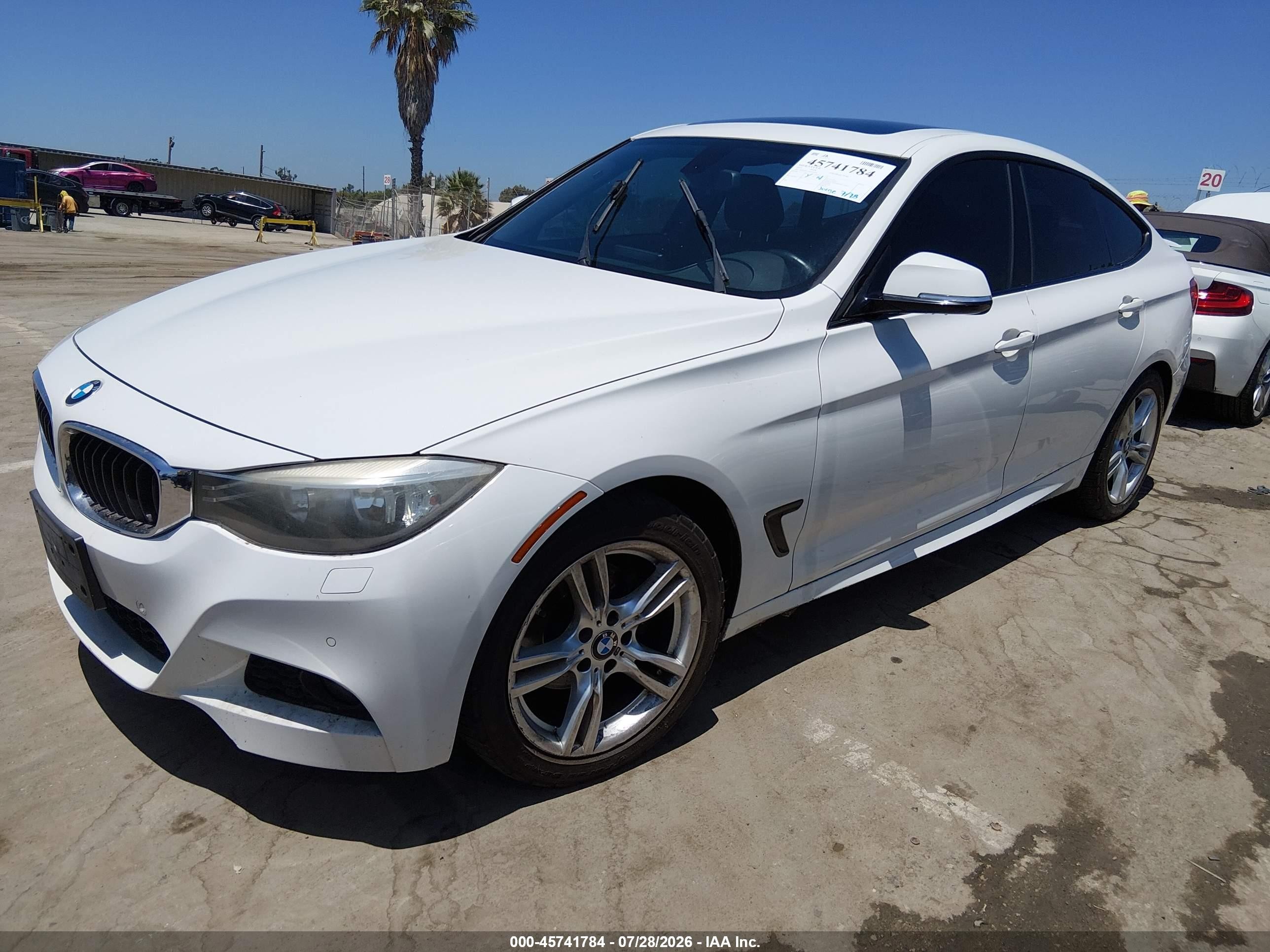 2015 Bmw 328i Gran Turismo Xdrive White vin: WBA3X5C56FD561301