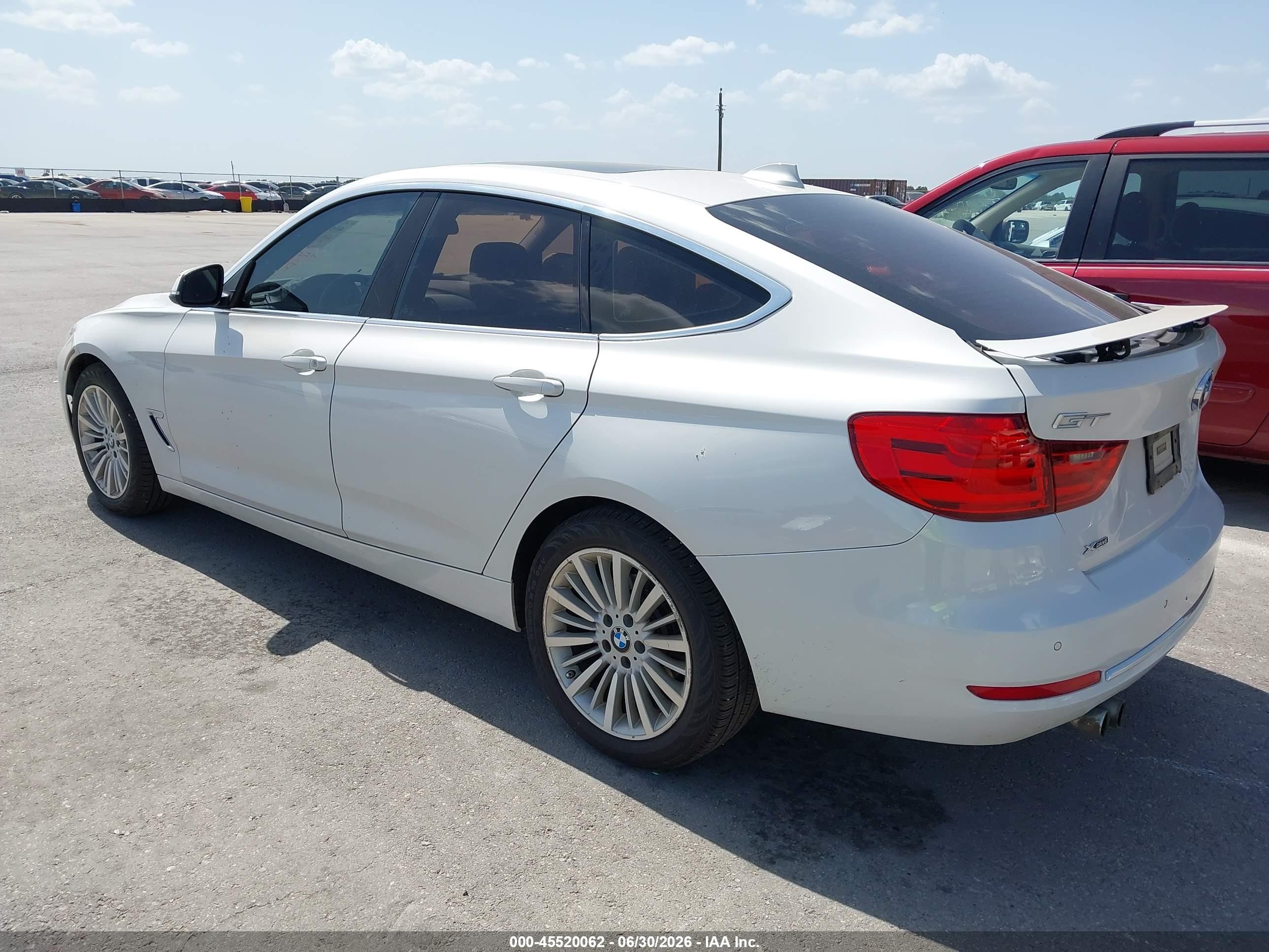 2015 Bmw 328i Gran Turismo Xdrive Белый vin: WBA3X5C5XFD562581