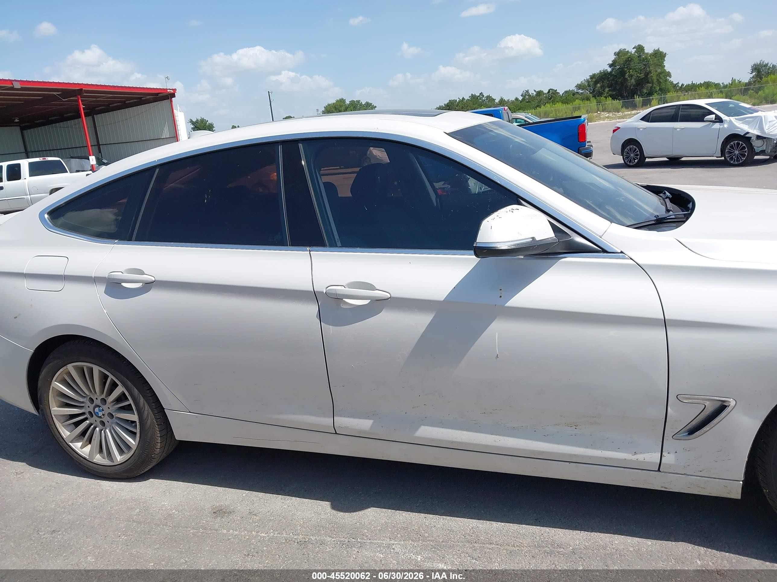 2015 Bmw 328i Gran Turismo Xdrive Белый vin: WBA3X5C5XFD562581