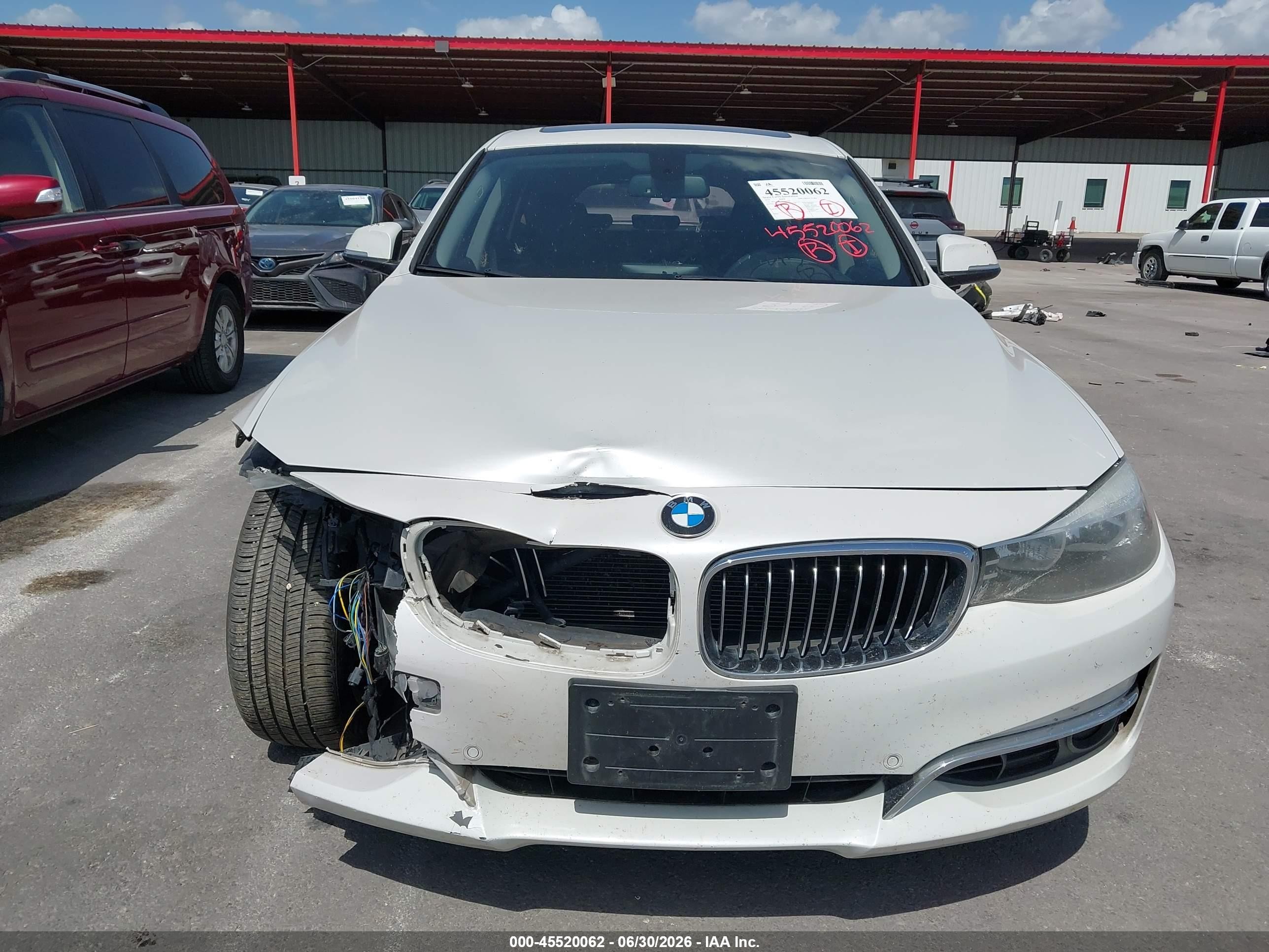 2015 Bmw 328i Gran Turismo Xdrive Белый vin: WBA3X5C5XFD562581