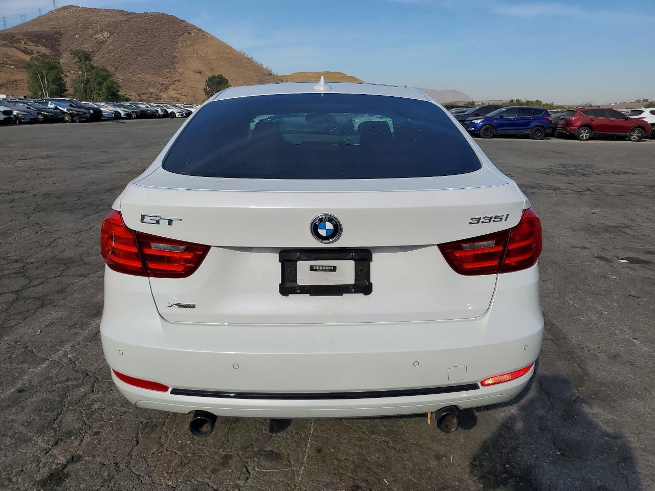 2014 Bmw 335 Xigt White vin: WBA3X9C55ED152874