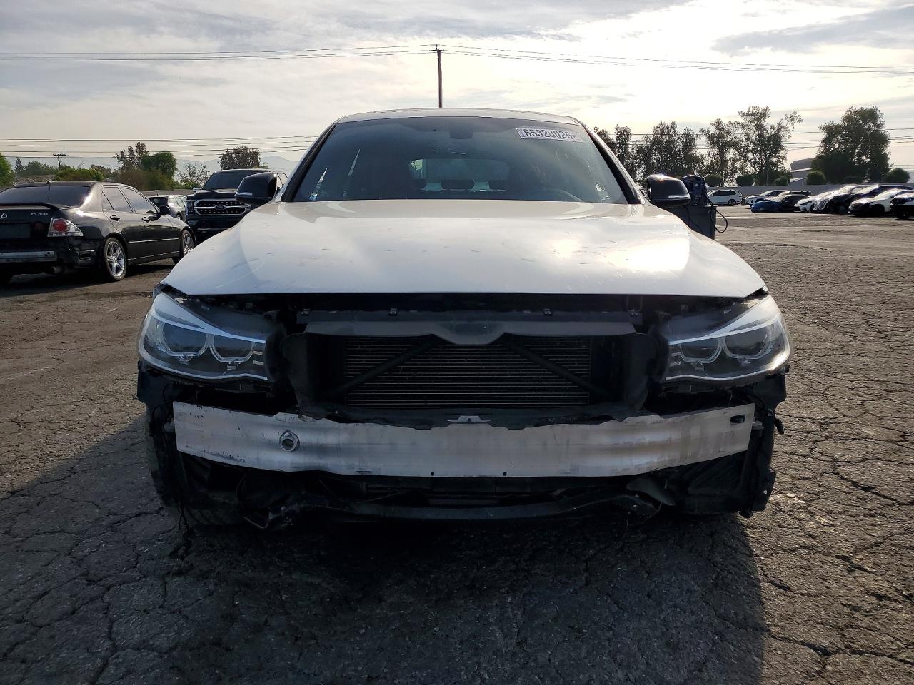 2014 Bmw 335 Xigt White vin: WBA3X9C55ED152874
