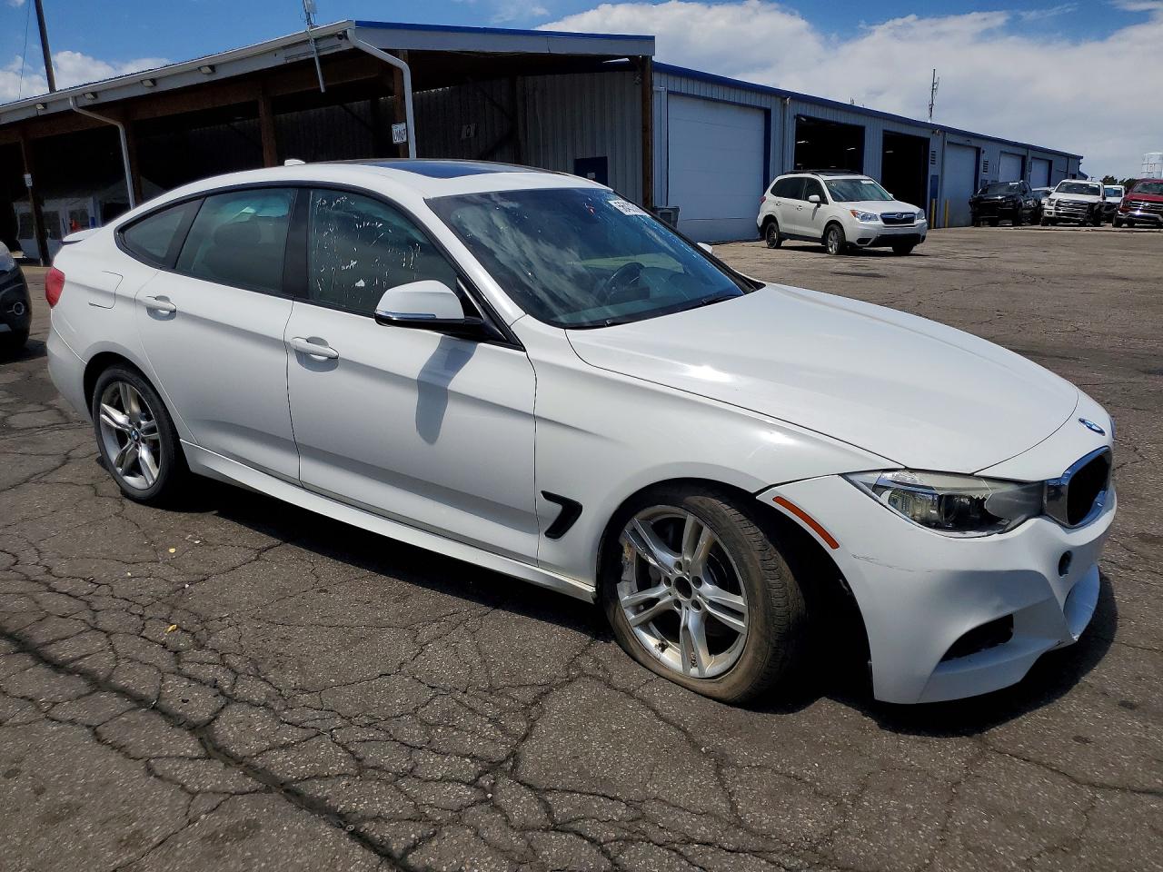2014 Bmw 335 Xigt White vin: WBA3X9C58ED152979
