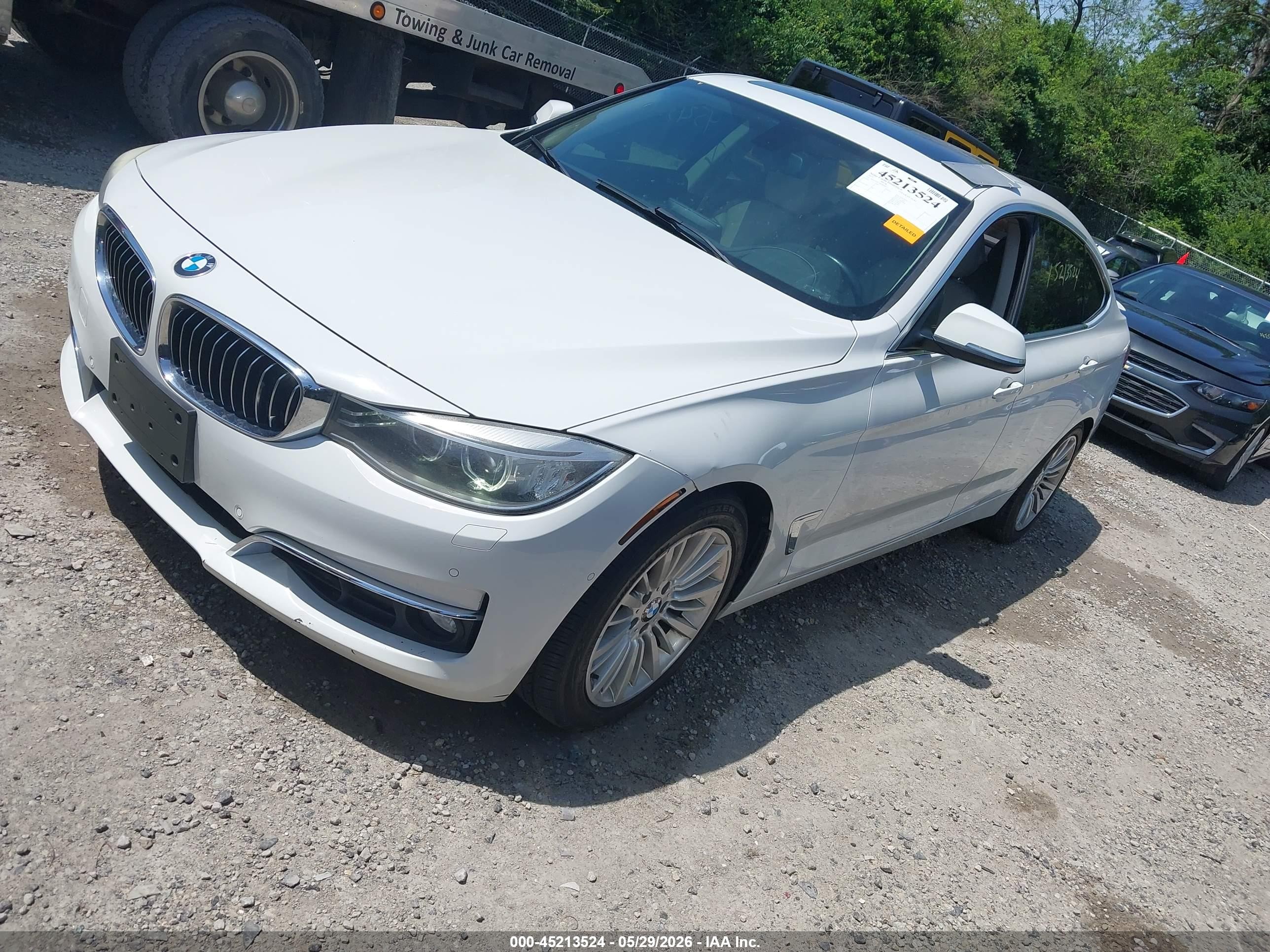 2015 Bmw 335i Gran Turismo Xdrive White vin: WBA3X9C58FD868427