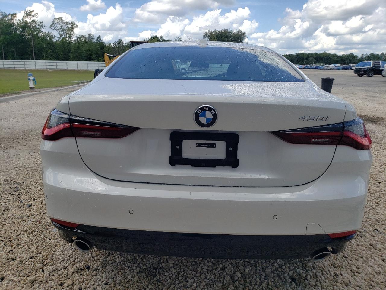 2025 Bmw 430i White vin: WBA43DA08SCT01175 Damage: Rear Bumper, Chipped, 2