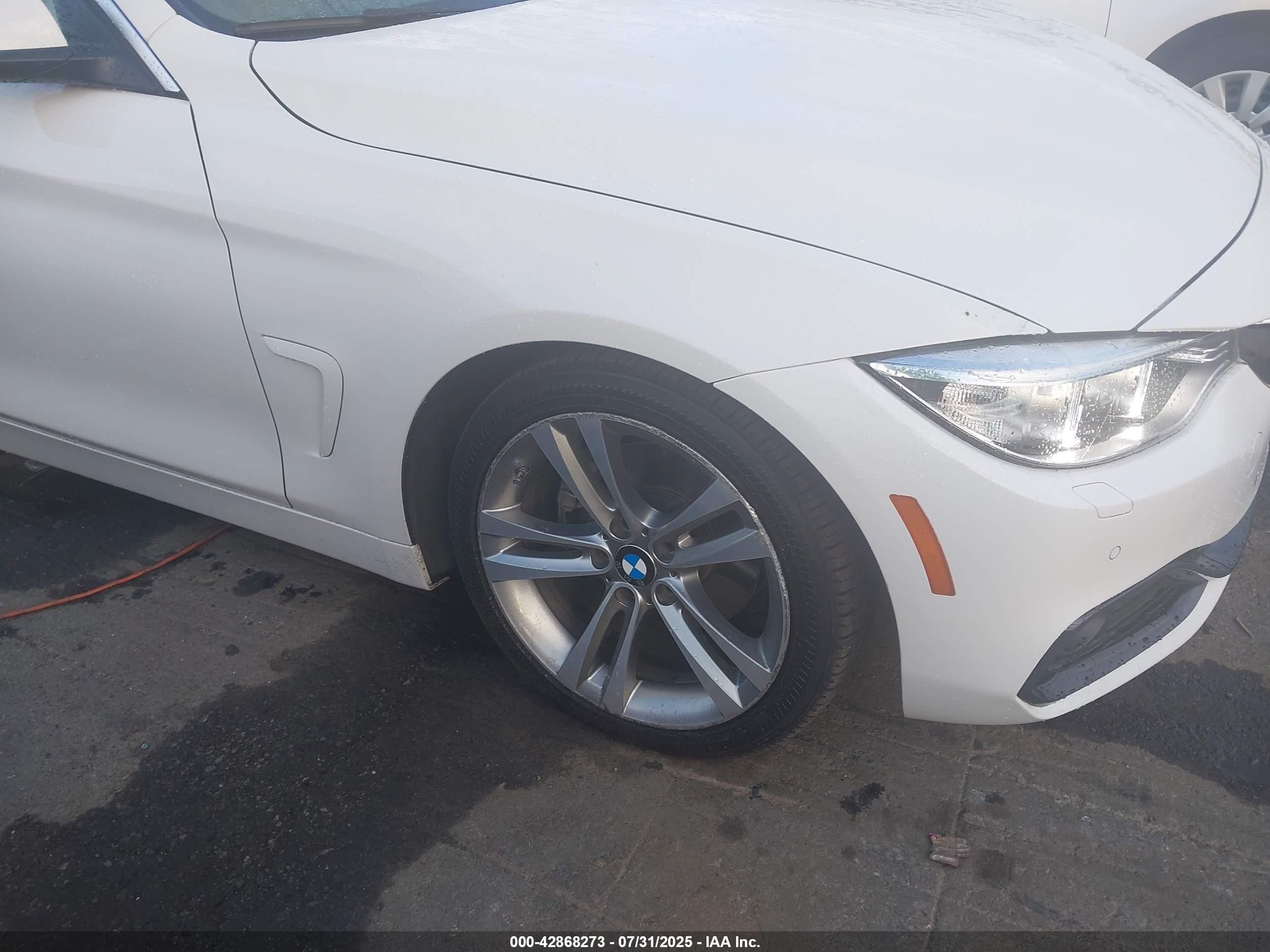 2017 Bmw 430i Xdrive White vin: WBA4R9C56HK878418