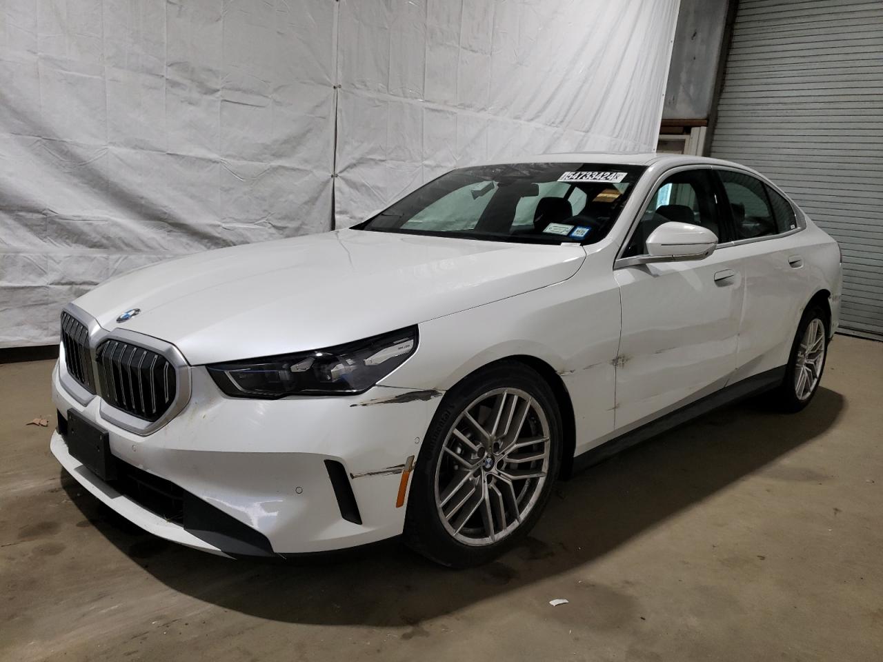 Price & History 2024 Bmw 530 Xi 2.0l 4 vin: WBA53FJ03RCS08719